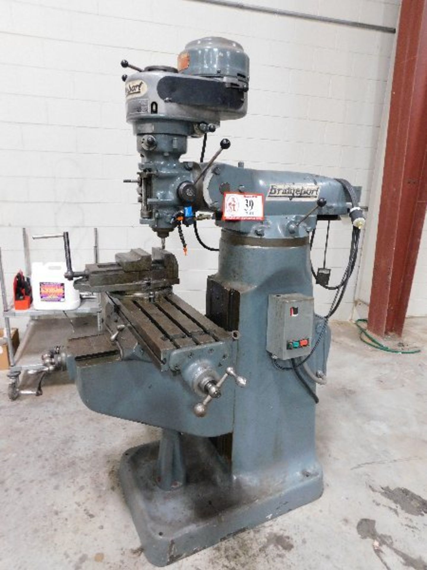 Bridgeport Vertical Milling Machine, W/6" Jaw Vise, S/N J46481