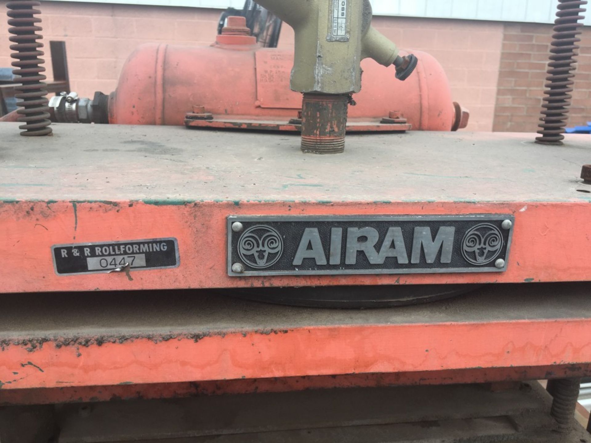 Air Ram Pneumatic Press and Shear, (Located at 419 East Juanita Avenue, Mesa, Arizona) - Bild 2 aus 2