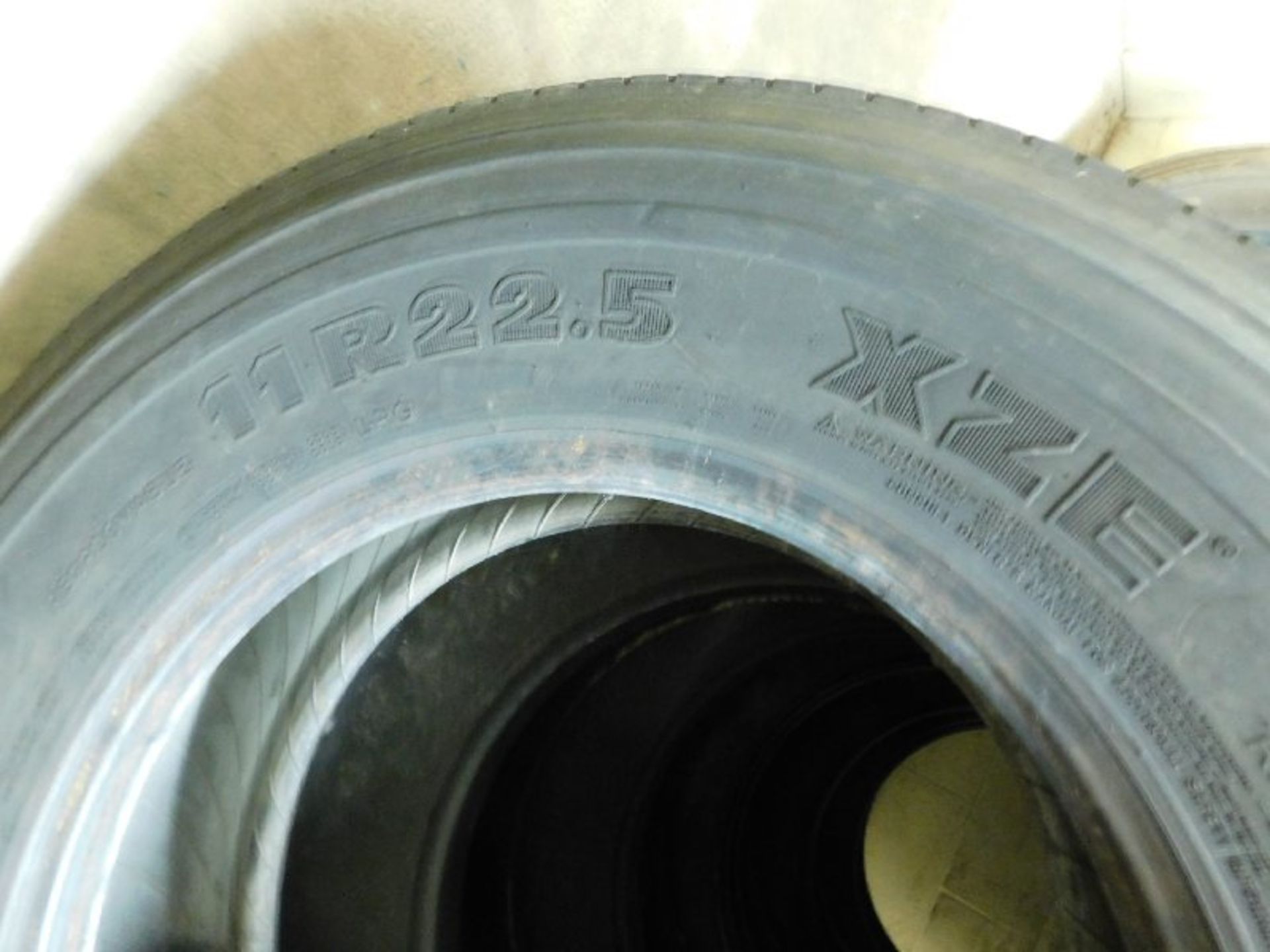 All Truck Tires in Room Used and Retread, Assorted Size and Types, (2) 9R22.5 Retreads, (1) 10.00R20 - Image 3 of 5