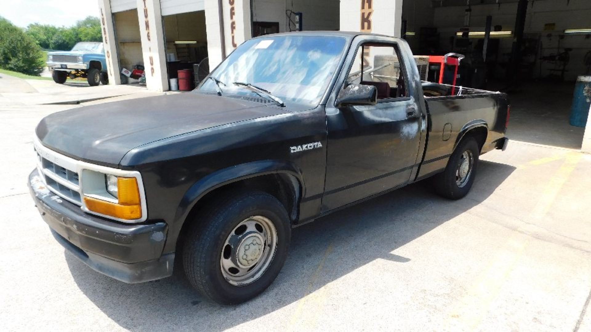 1991 Dodge Dakota Pickup, 5sp, Standard Transmission, V-6, A/C, Cassette, ODO 185,769, Vin