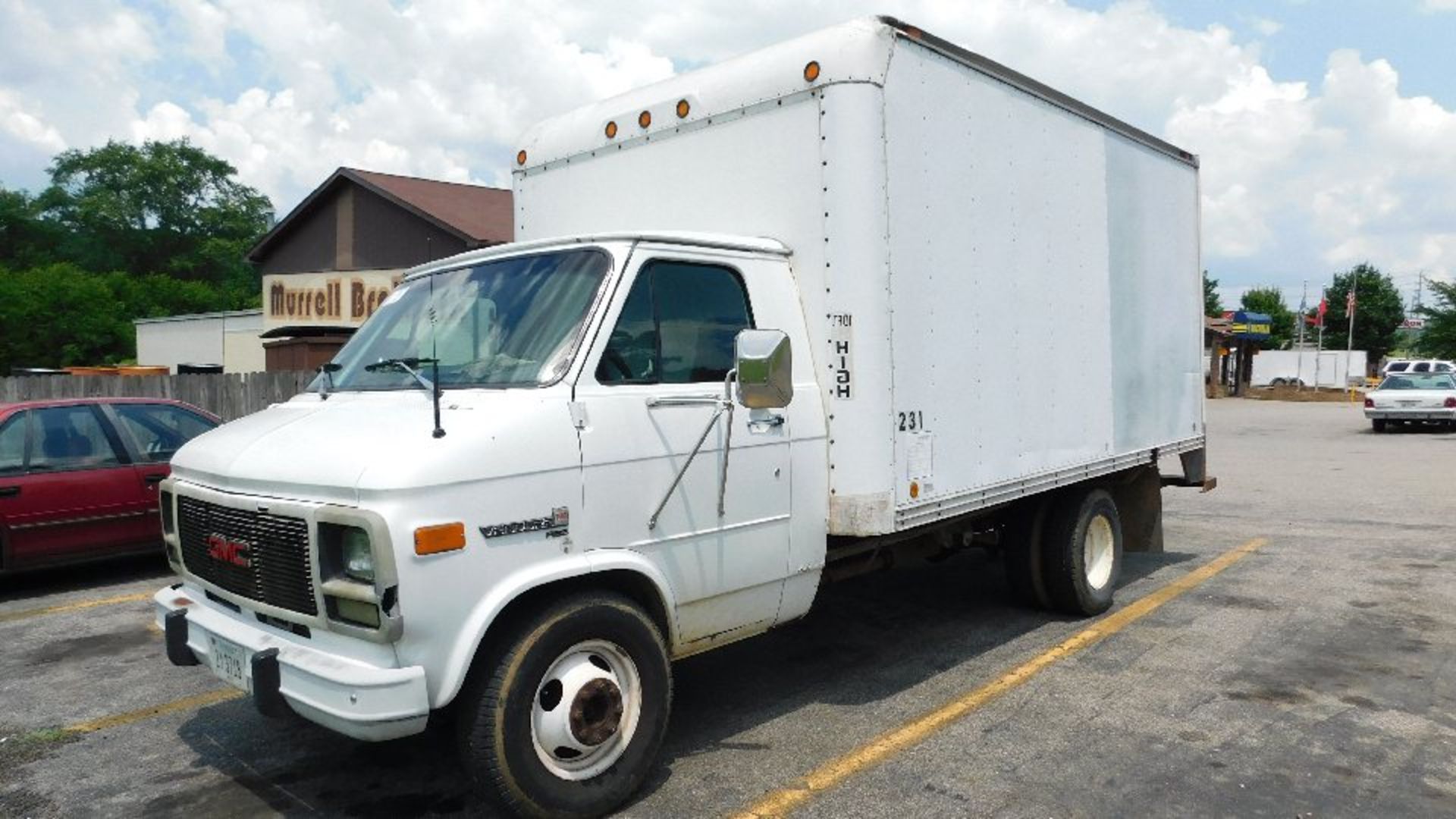 1995 GMC 3500 Vandura Box Van, 12' Supreme Box, Automatic, A/C, ODO 226,747, VIN 1GDHG31K2SF524536