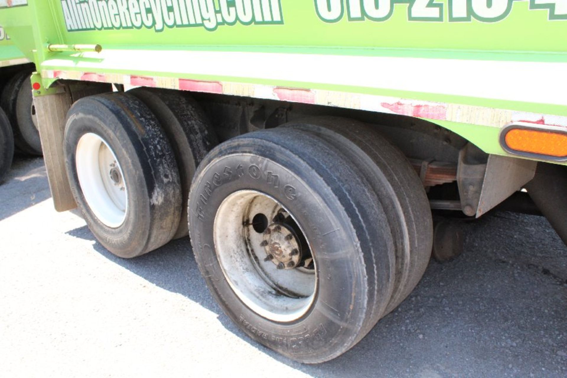 2005 Wayne 27 Yd. Curbside Loader on Sterling T-2 Low Cab Truck - Image 7 of 13