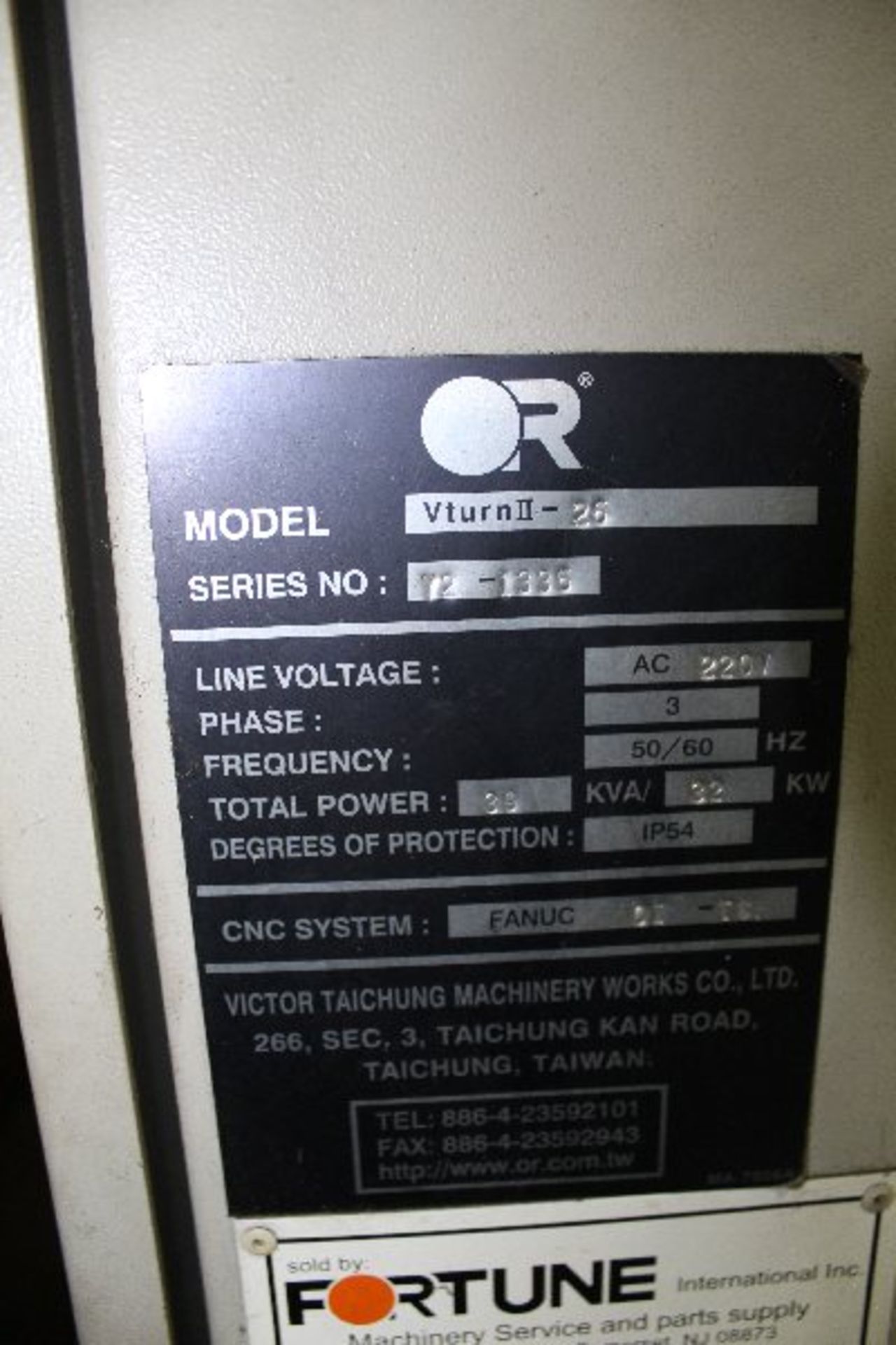 2009 OR Victor Taichung V-turn II-26 CNC Lathe, w/Fanuc Controls and chip conveyor, s/n Y2-1335 - Image 4 of 5