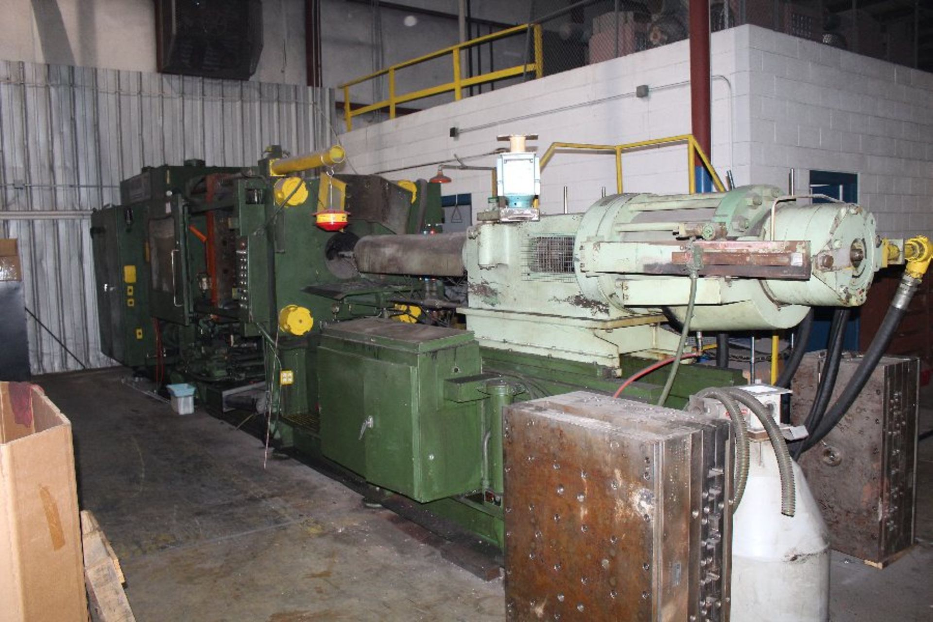 1976 Van Dorn 500-Ton Injection Molding Machine type 500-HRS-60F-203, (not hooked - up) - Image 3 of 3