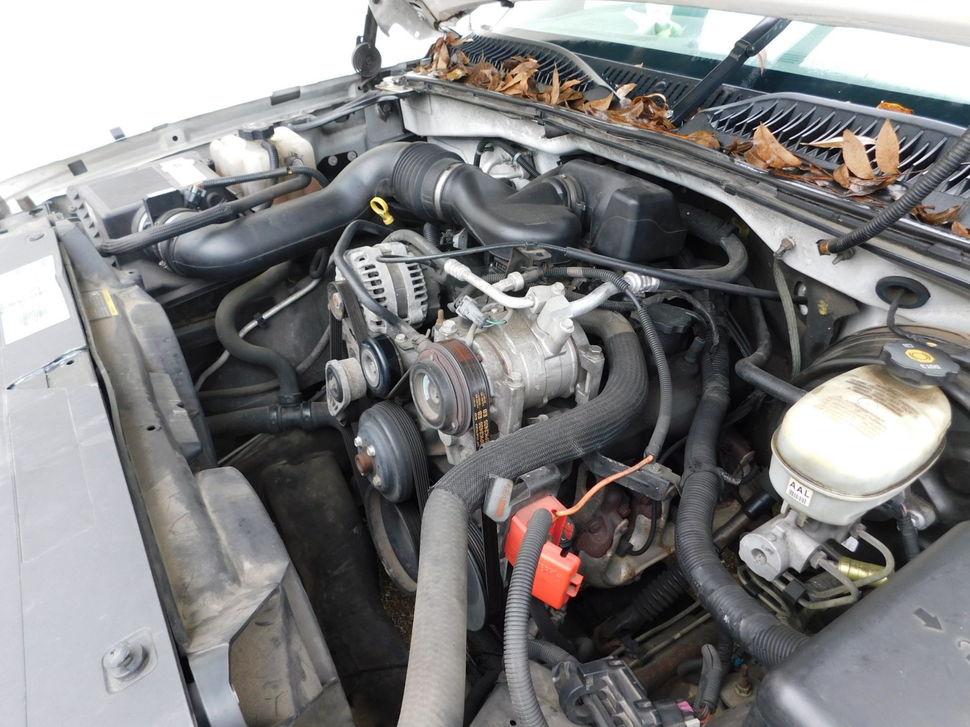 2006 Chevy 1500 Pickup, V-6 Gas, 5 Speed, Odometer 159,299, VIN 3GCEC14X46G237704 - Image 4 of 4