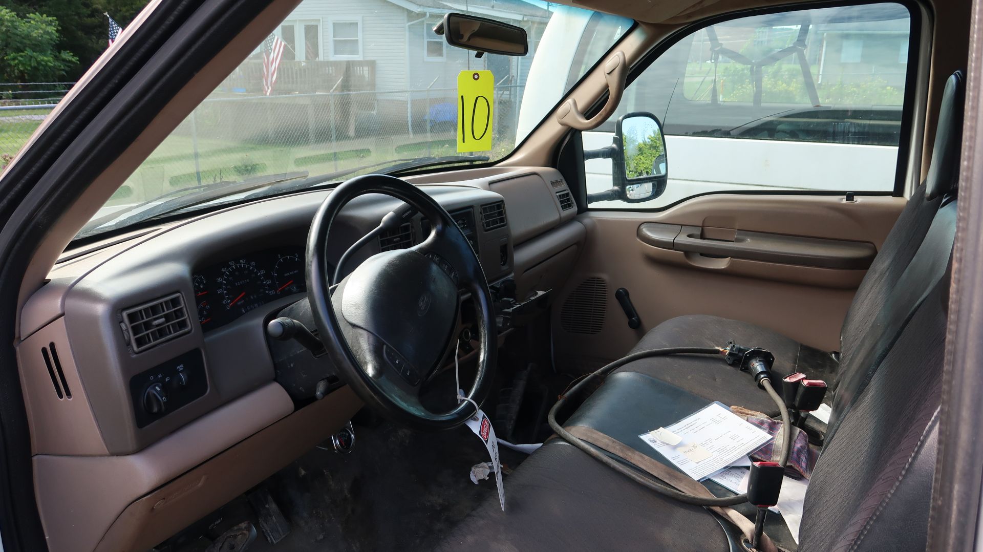 Ford F450 Super Duty Flatbed Truck (1997) Mileage: 324,370, VIN: 1FDXF46F9XED24279 - Image 2 of 5