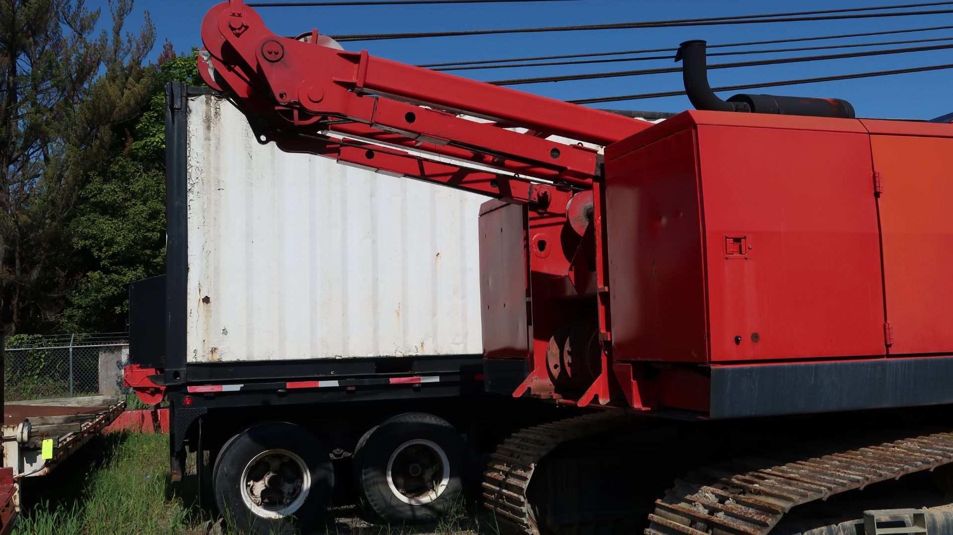 80-Ton Manitowoc Crane (2001) SN: 1180507, 190' main boom, 60' JIB, Cummins Engine, Weight stripped: - Image 2 of 9