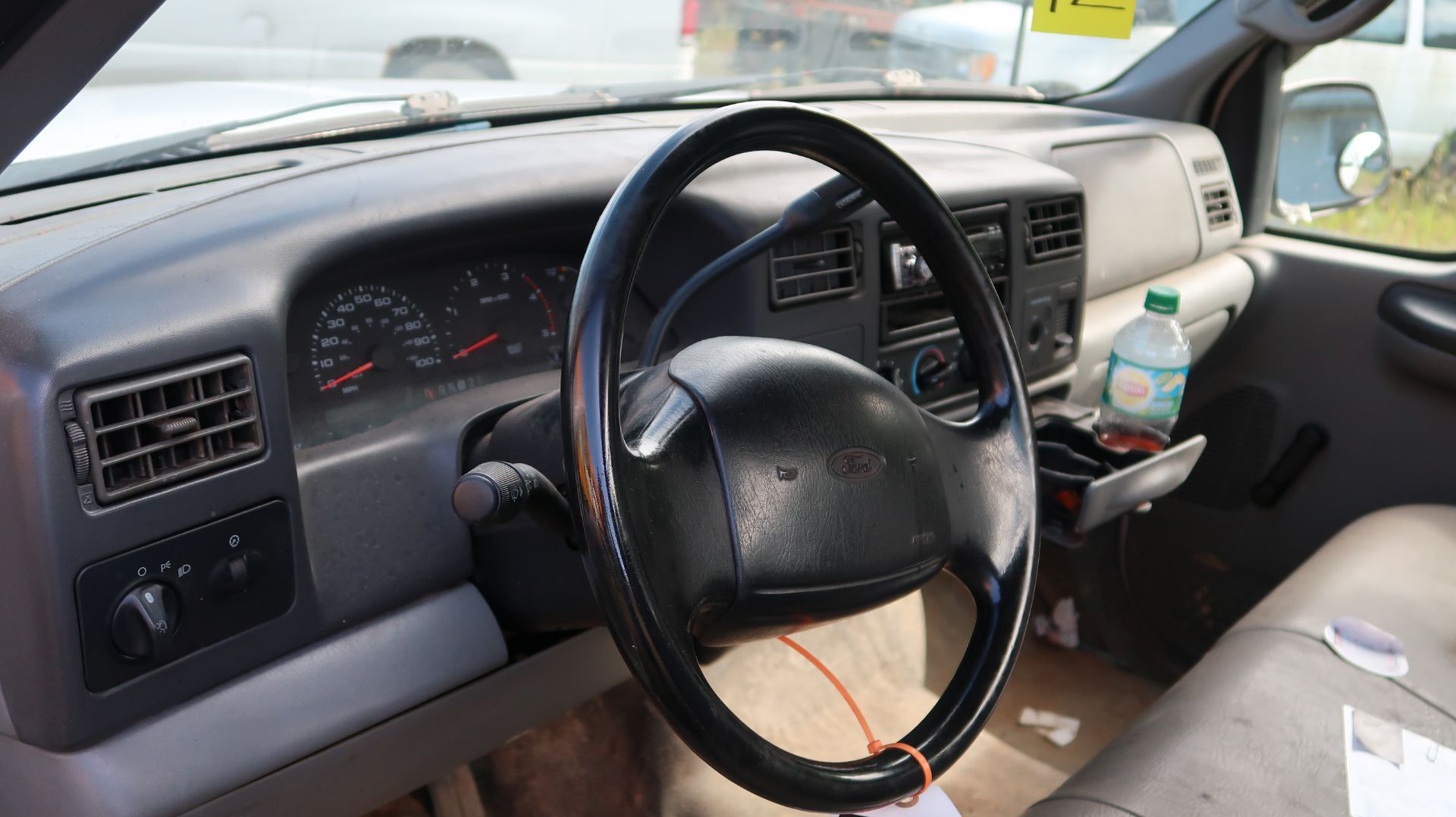 Ford F250 Pickup Truck with Tool Boxes (2002) VIN: 1FTNF2022EA94912 - Image 3 of 5