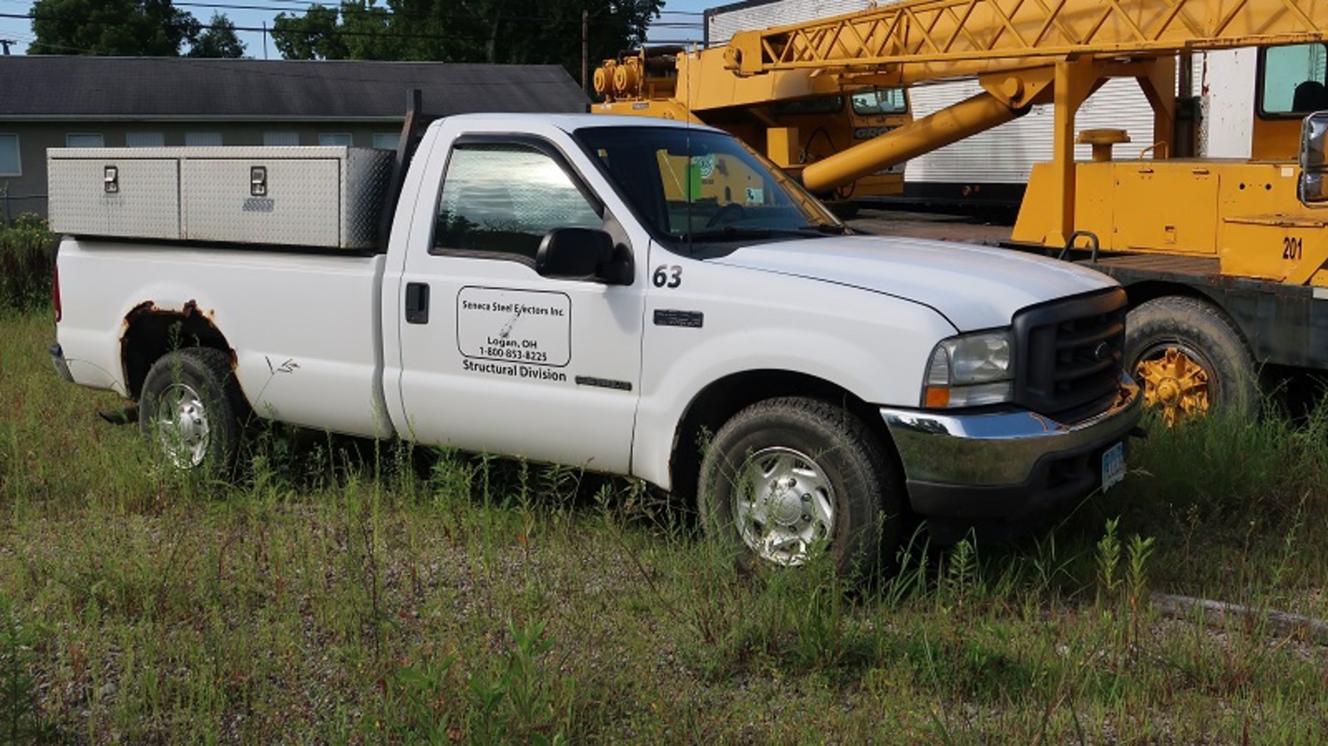 Ford F250 Pickup Truck with Tool Boxes (2002) VIN: 1FTNF2022EA94912