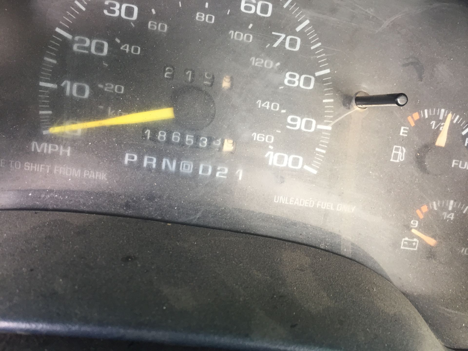 Chevrolet S/O Pickup Truck (1996) Mileage: 186,533 VIN: 1GCCS1449TK217419 - Image 4 of 6