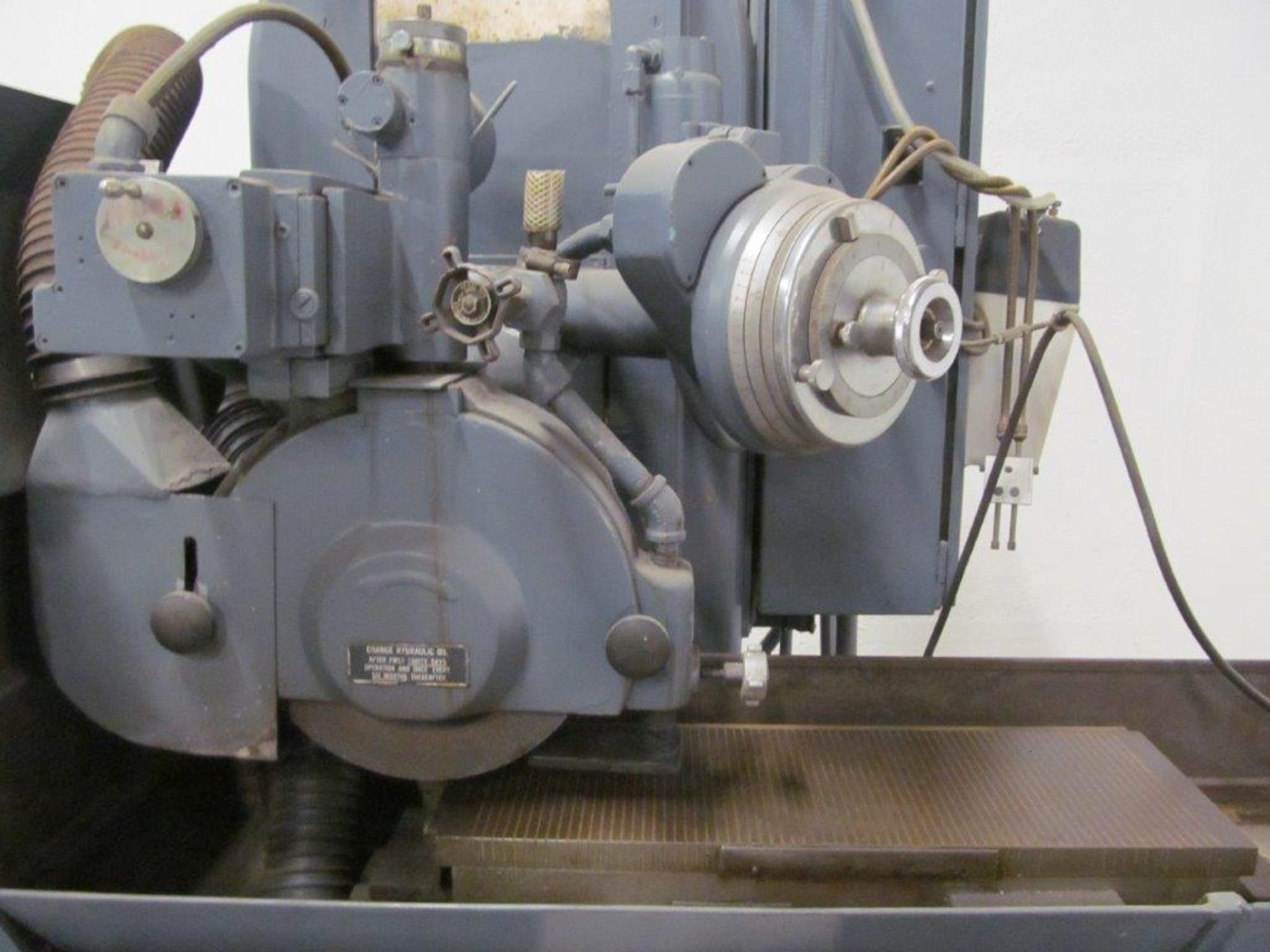 GRAND RAPIDS HYDRAULIC SURFACE GRINDER, CAPACITY: 8" X 24", C/W ELECTROMAGNETIC CHUCK & ASSORTED - Image 4 of 10