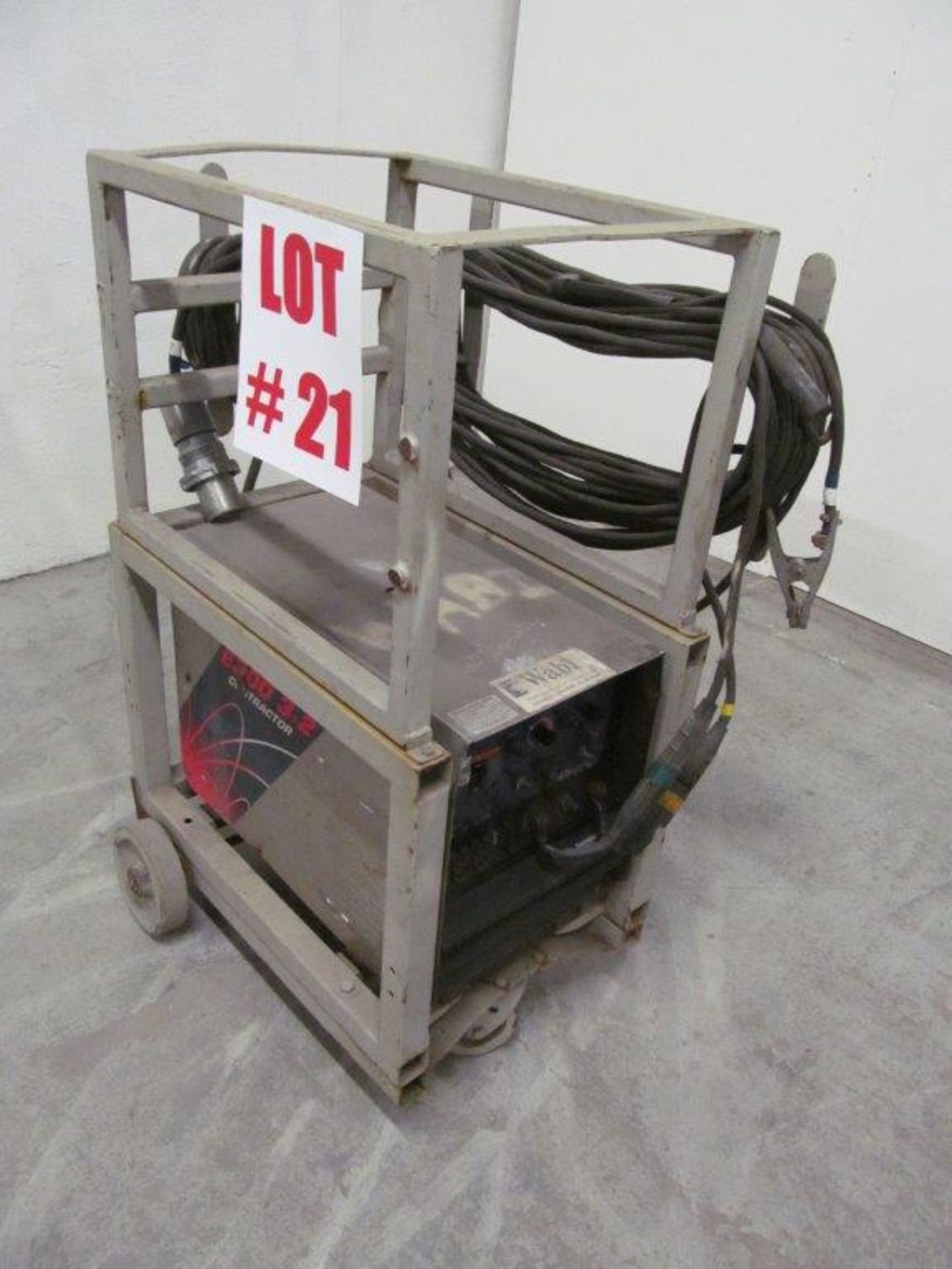 RED-D-ARC E300 3+2 CONTRACTOR WELDER, AC/DC 350 AMPS, ELECTRICS: 600V/3PH/60C