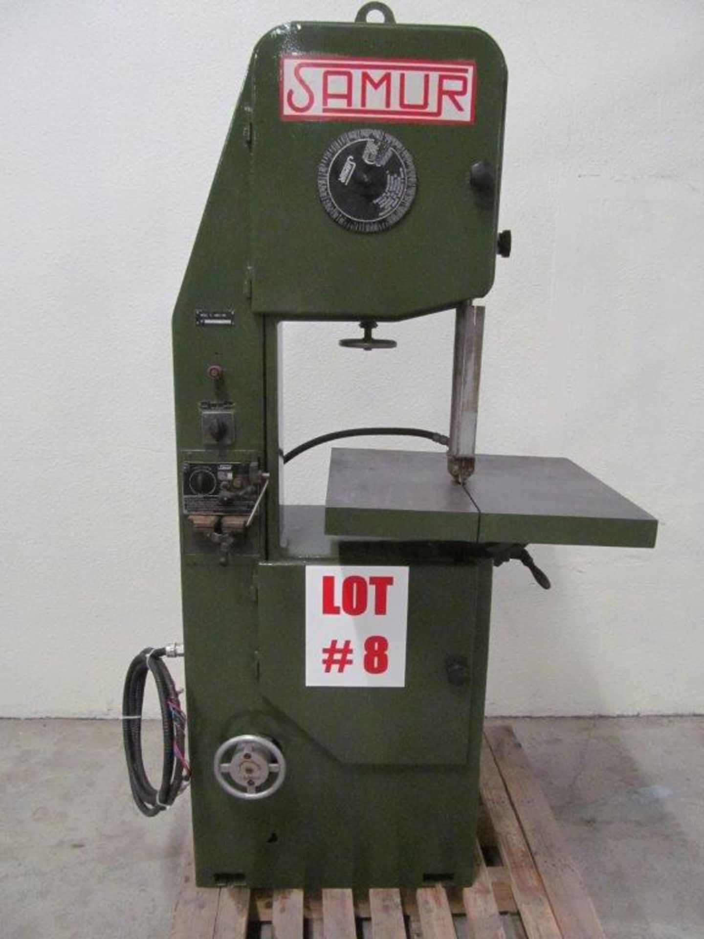 SAMUR METAL VERTICAL BANDSAW MODEL: S-400-VR, 15" THROAT, ELECTRICS: TBA