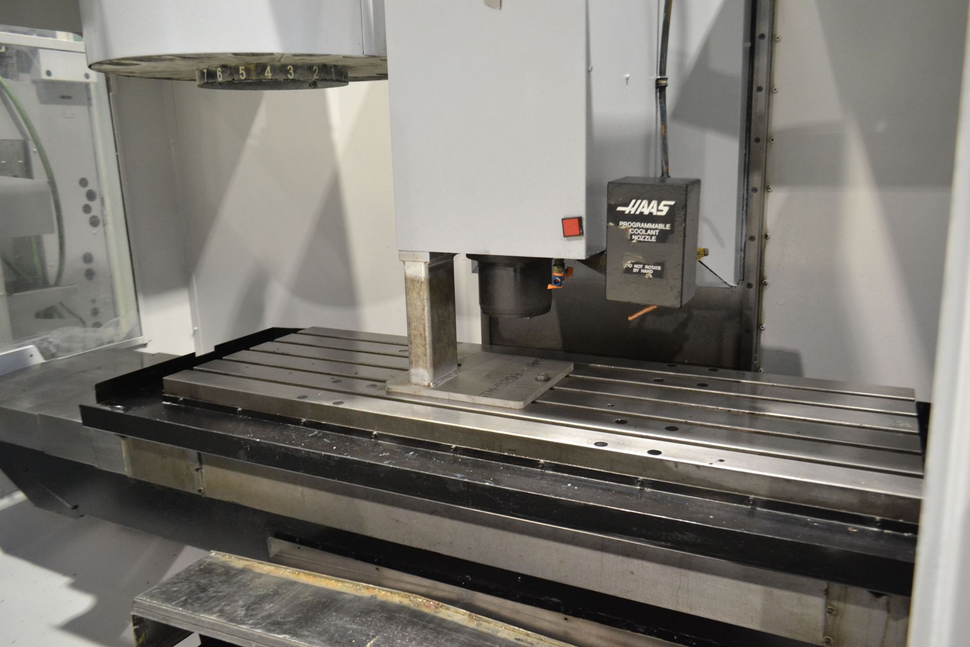 HAAS CNC VMC MODEL: 4, MFG. YR.: 1995, S/N: 4626, C/W HAAS CNC CONTROL, ELECTRICS: 208V/230V/3PH/ - Image 2 of 5