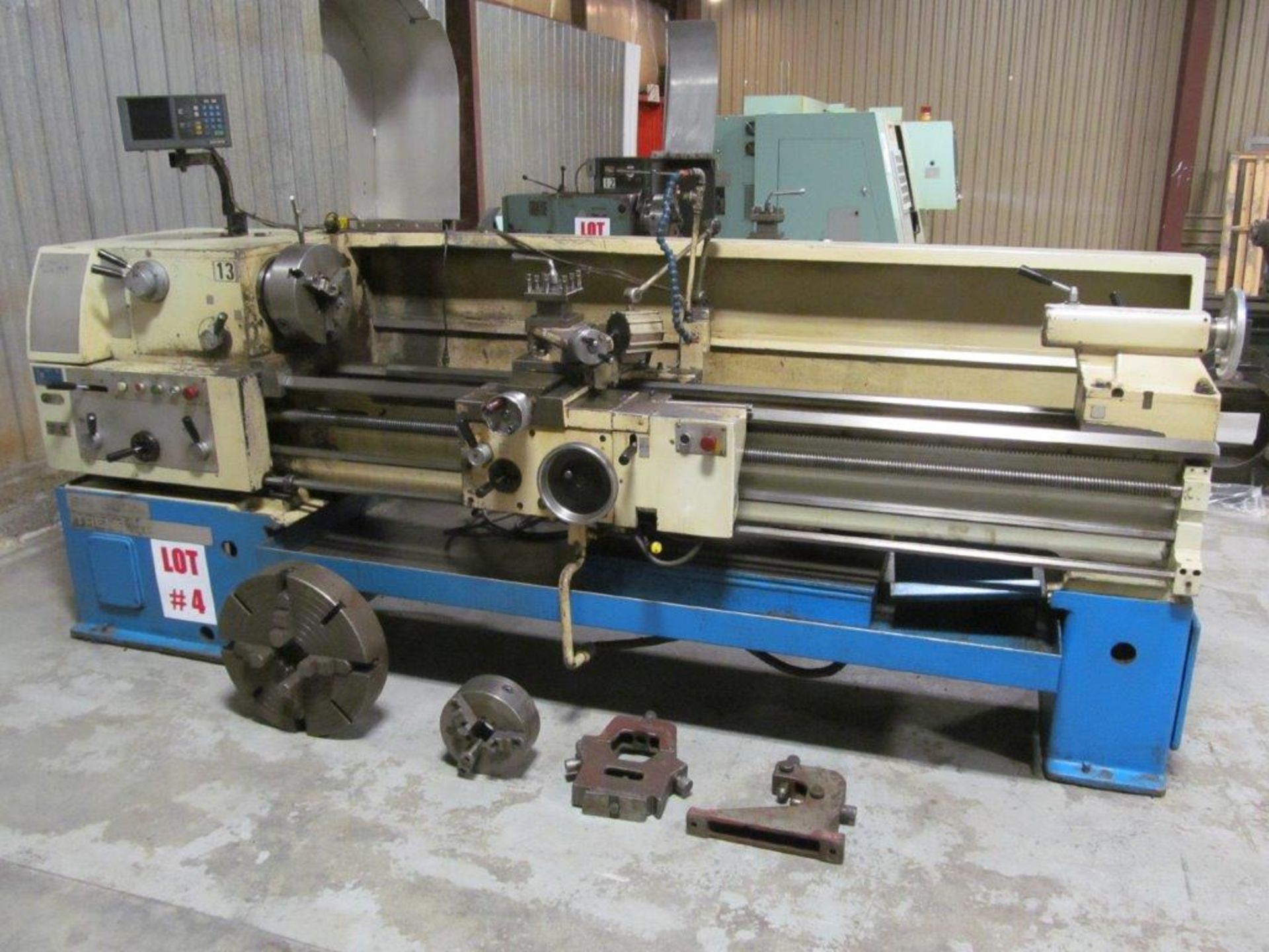 TOS ENGINE LATHE, 22'' SWING X 80'' CENTERS, SPINDLE BORE 3'' - LOCATION: HAWKESBURY, ONTARIO - Image 3 of 7