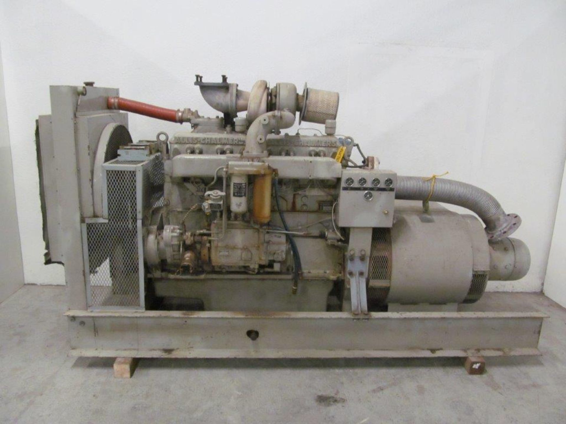 ALLIS-CHALMERS DIESEL GENERATOR 125KVA, 100KW, VOLTS 120/208, ENGINE MODEL 21000