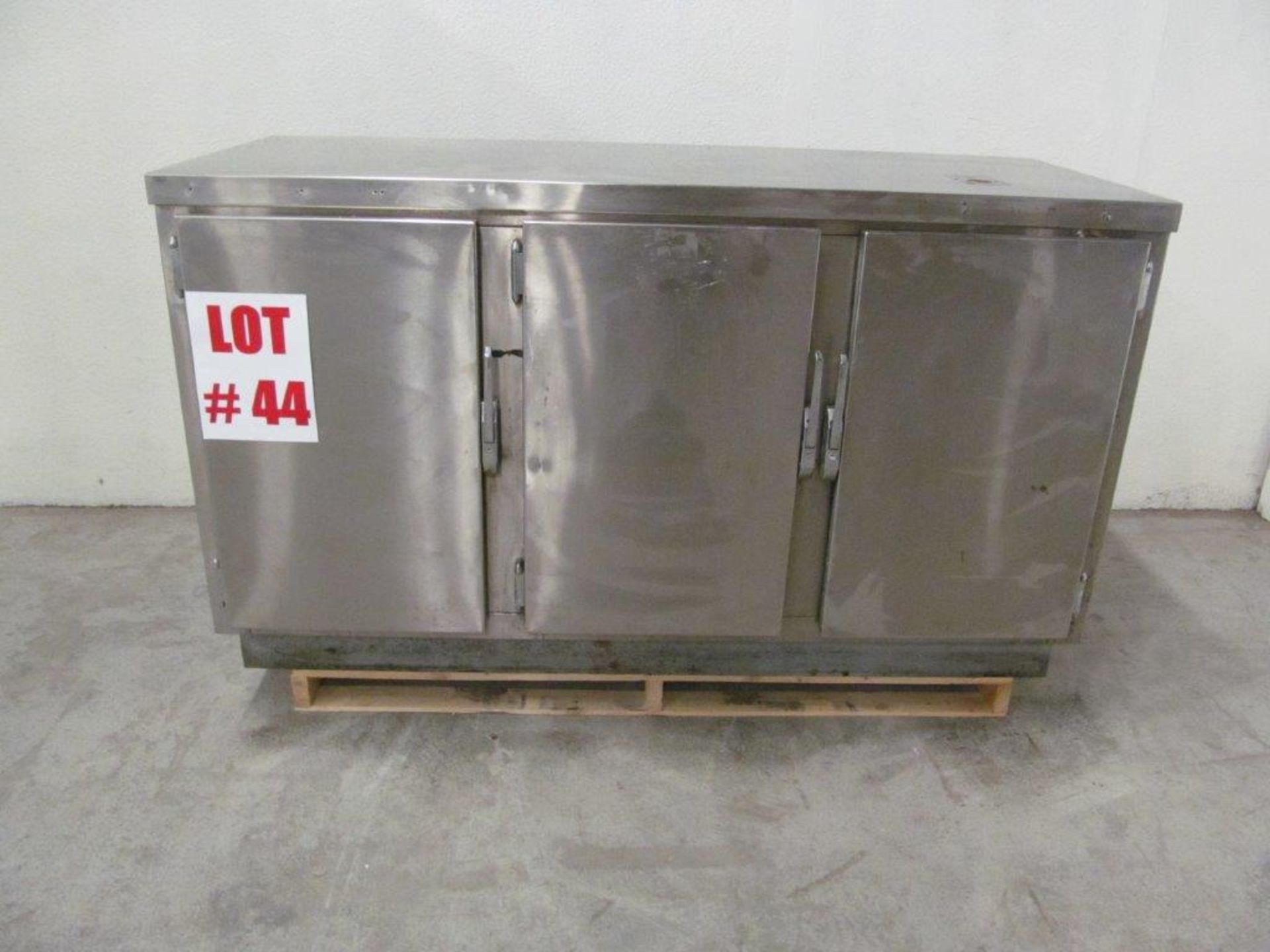 STAINLESS REFRIGERATION UNIT, 6FT LONG X 29'' WIDE X 42'' HIGH - Image 2 of 3