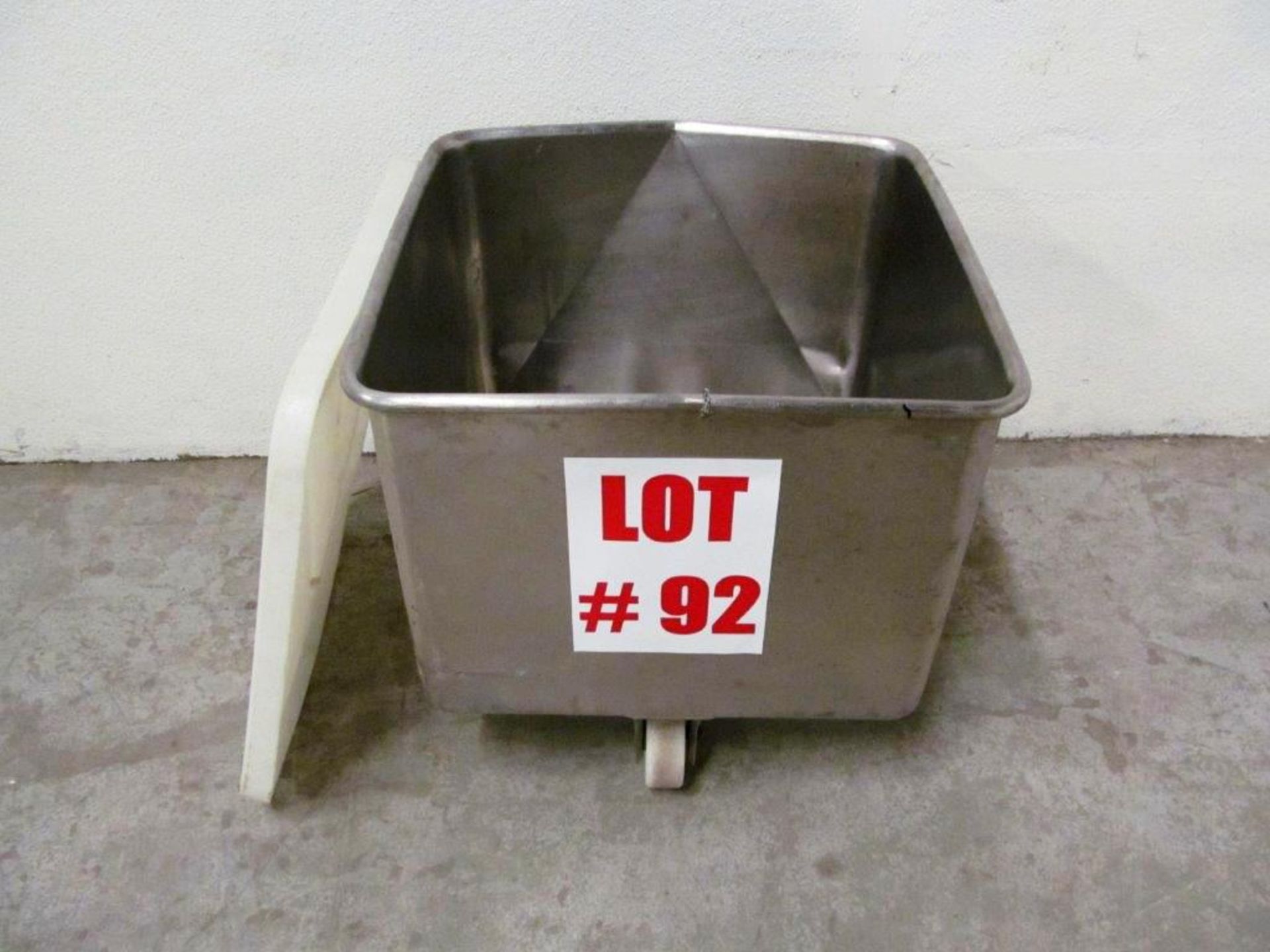 STAINLESS STEEL ROLL AROUND CART ON CASTERS, 27'' X 28'' X 20'' DEEP X 28'' HIGH