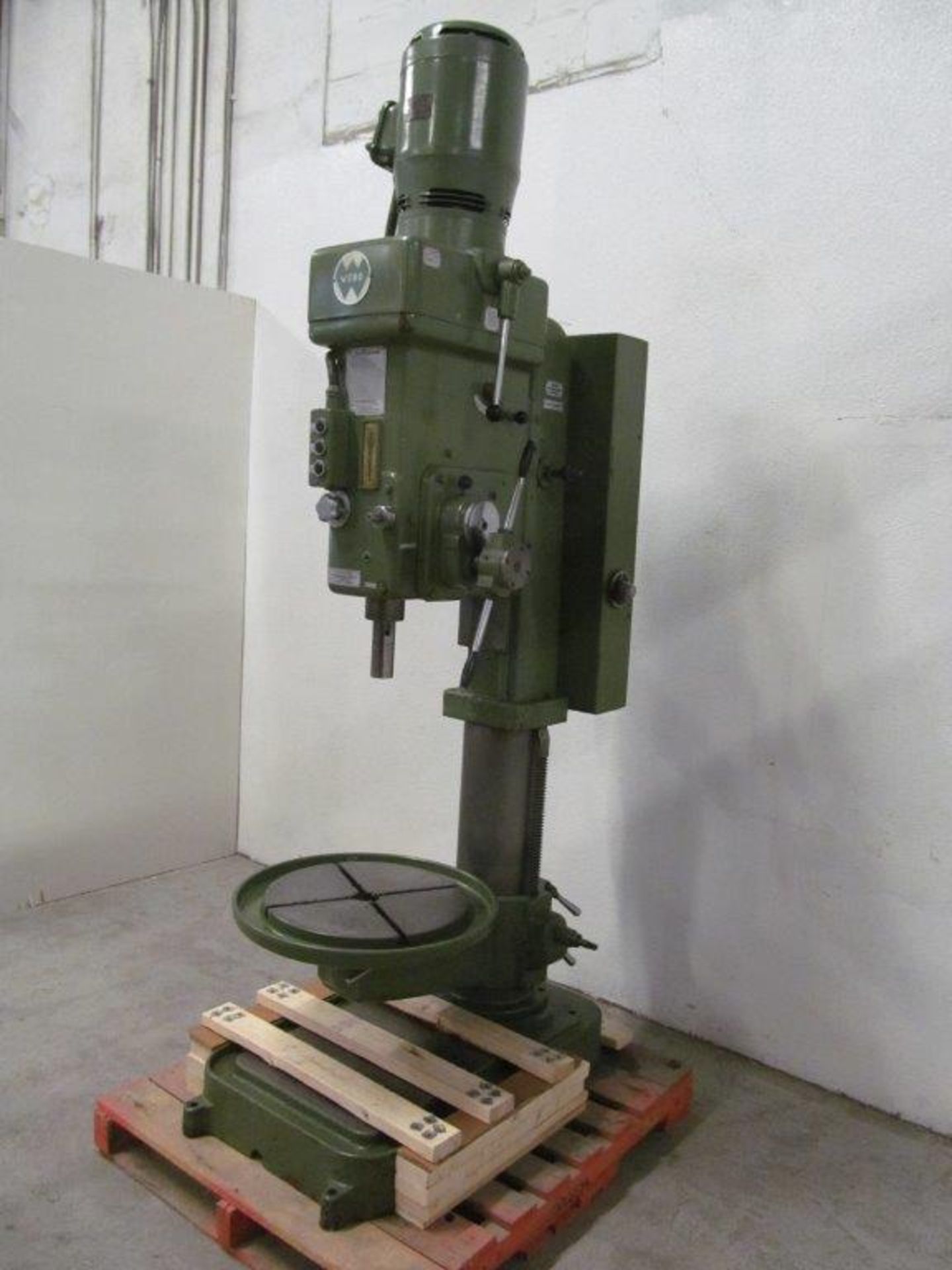 WEBO (GERMANY) HEAVY DUTY GEARED HEAD DRILL PRESS MT4 SPINDLE 1 9/16'' DRILLING CAPACITY, ELECTRICS: - Image 4 of 9