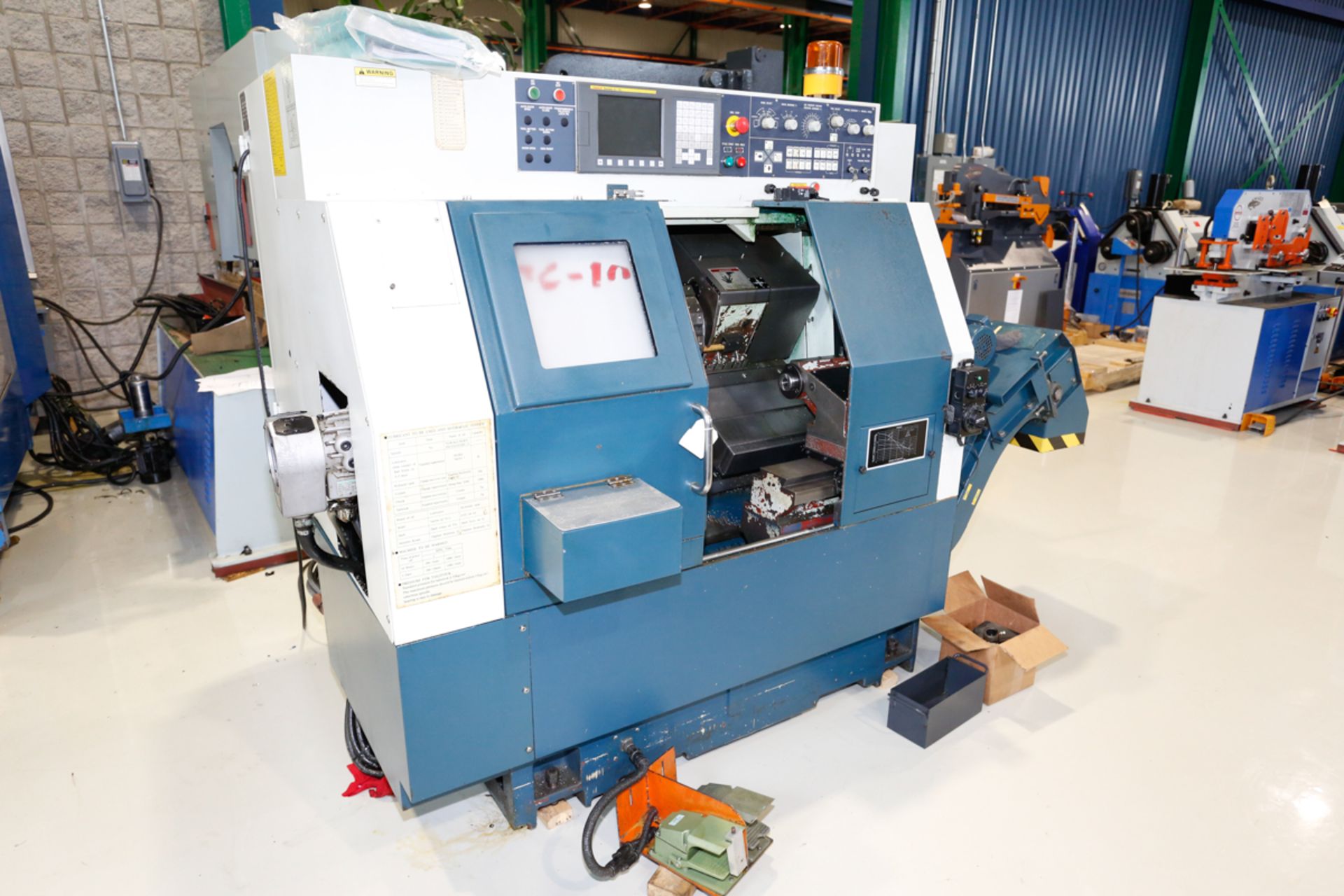 FEELER CNC LATHE MOD. FTC-10, S/N: TC269, FANUC OI-TC CNC CONTROL, CHIP CONVEYOR - Image 3 of 9