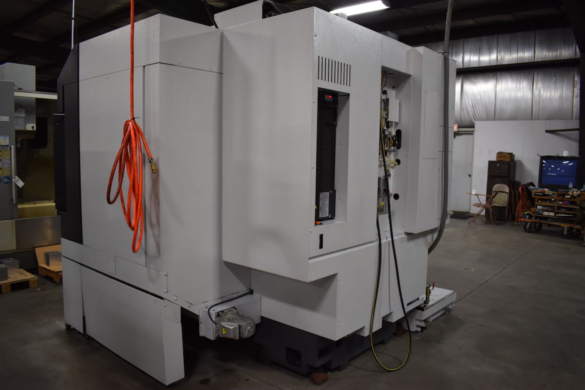 2010 MORI SEIKI DURA VERTICAL 5100 CNC VERTICAL MACHINING CENTER: S/N DV005JL2817; W/Mori Seiki - Image 6 of 9