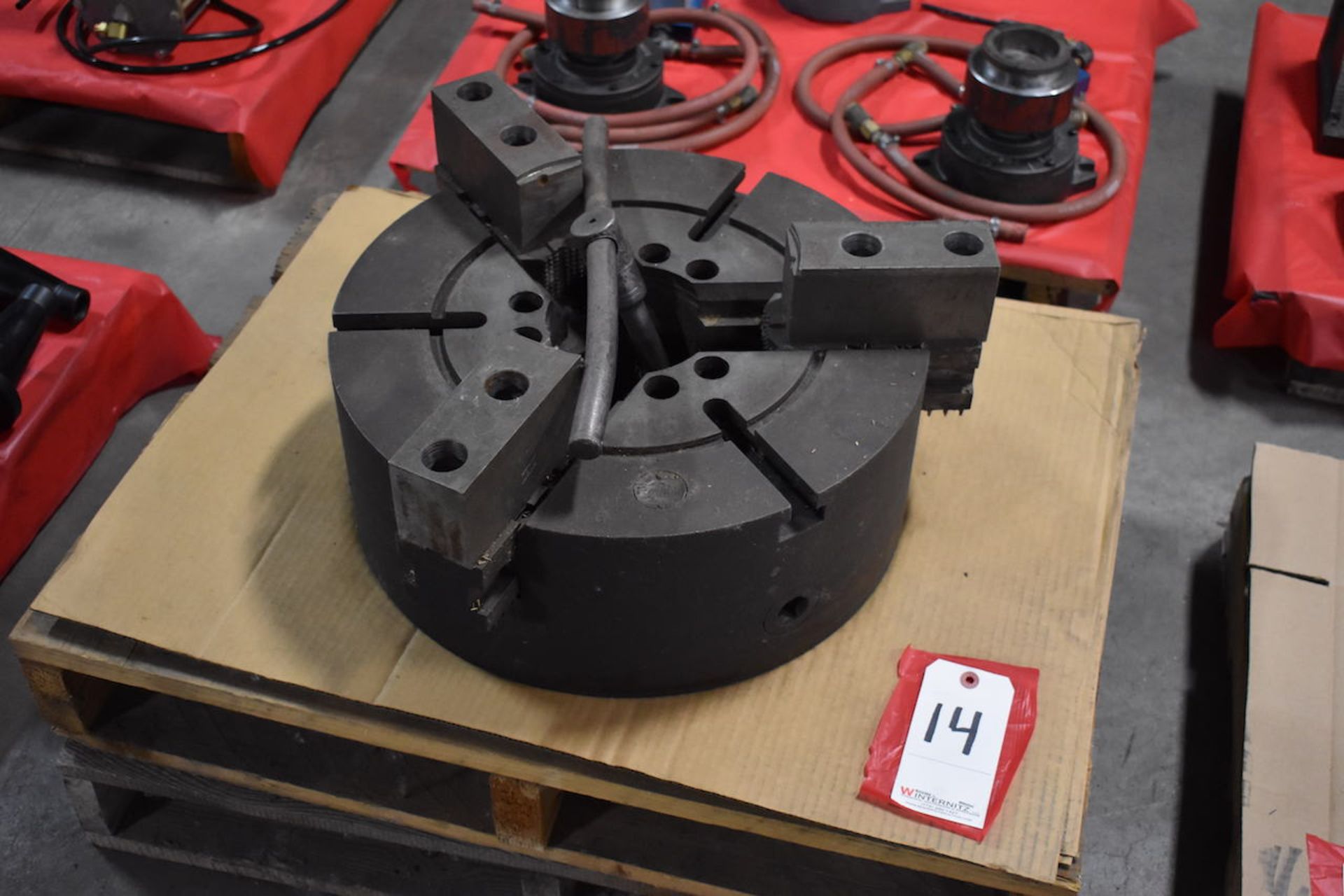 LOT: 18" 3-JAW CHUCK; 12" 4-JAW CHUCK & 18" FACE PLATE