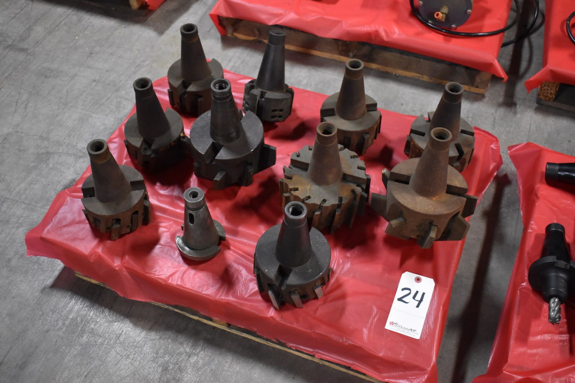 LOT: ASSORTED CAT 50 MILLING CUTTERS