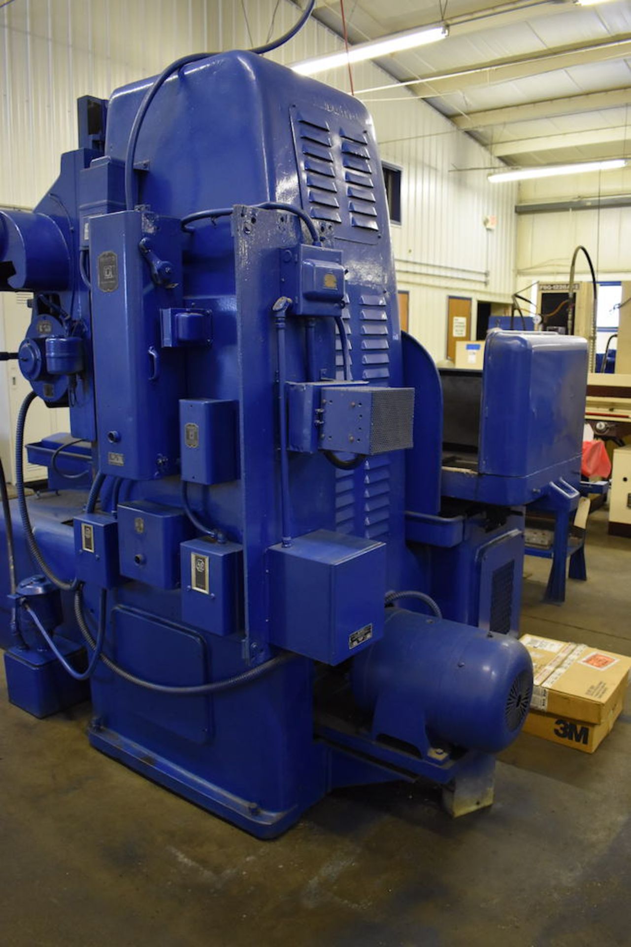 THOMPSON 12" X 48" MODEL 4C HYDRAULIC SURFACE GRINDER: S/N 4C11440; W/Coolant Pump; Neutrol Chuck - Image 6 of 8