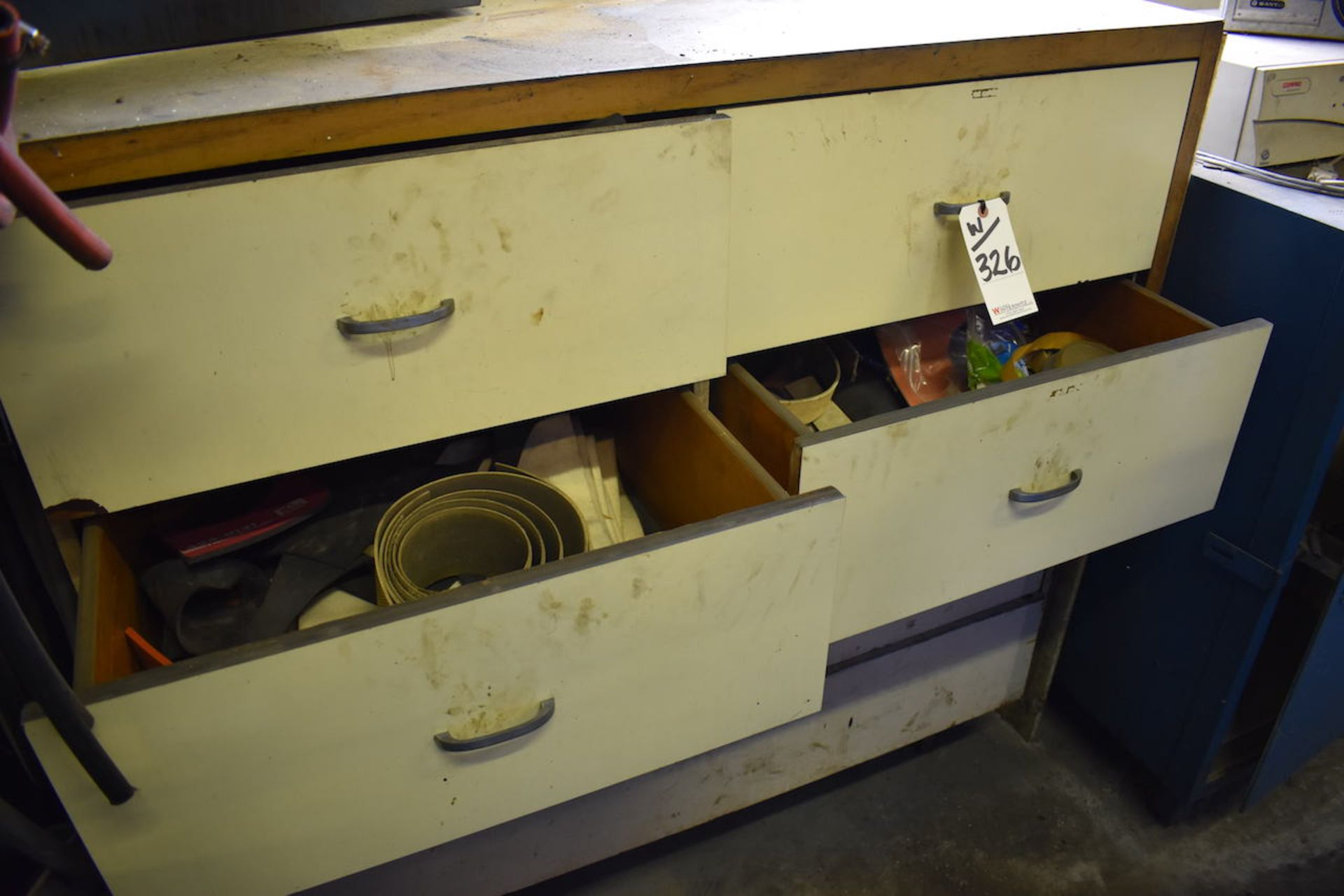 LOT: (2) PARTS STORAGE CABINETS; W/Assorted Electrical Parts; Blue Parts Bin W/Assorted Pipe - Image 4 of 4