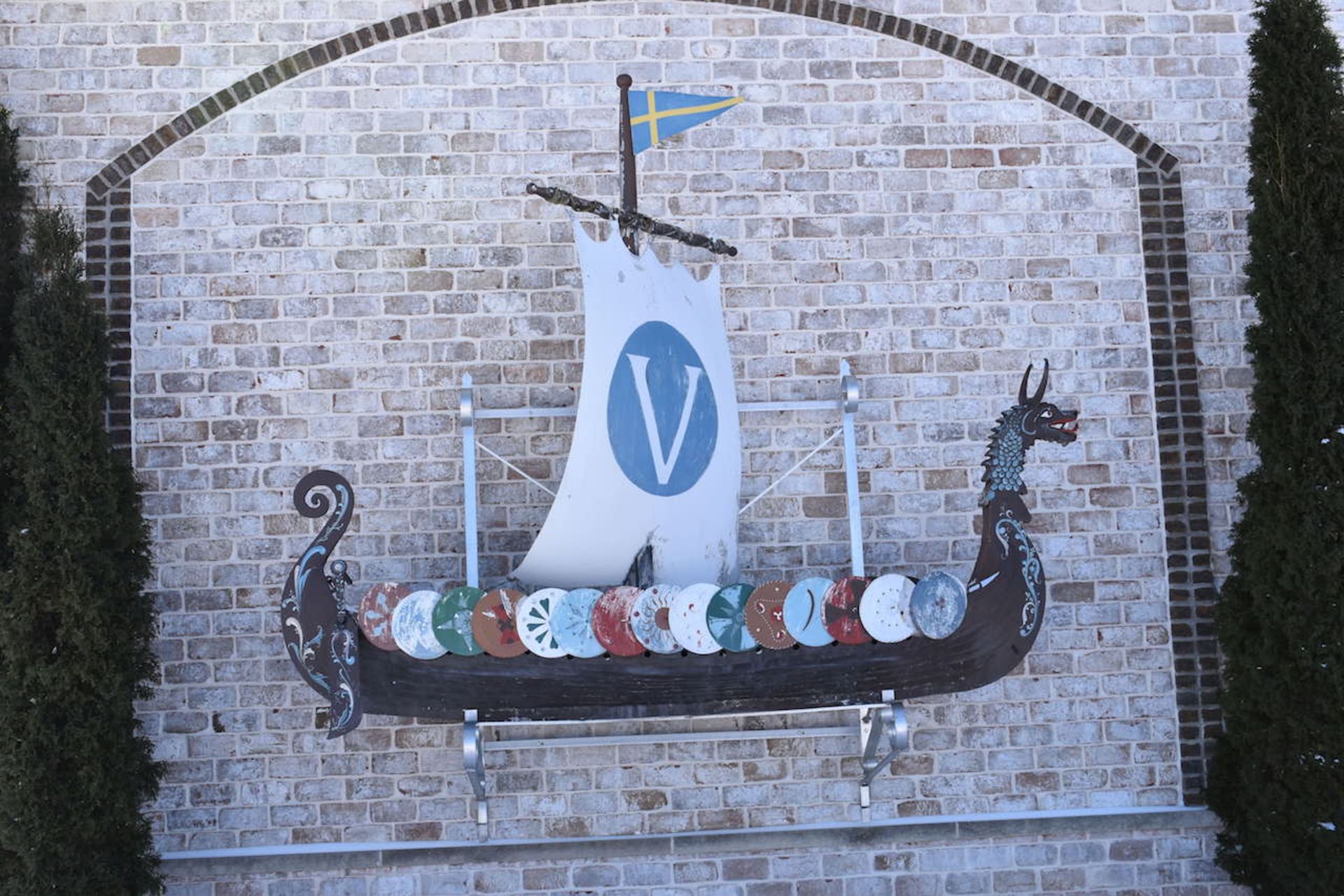 VIKING MACHINE & DESIGN VIKING SHIP SIGN