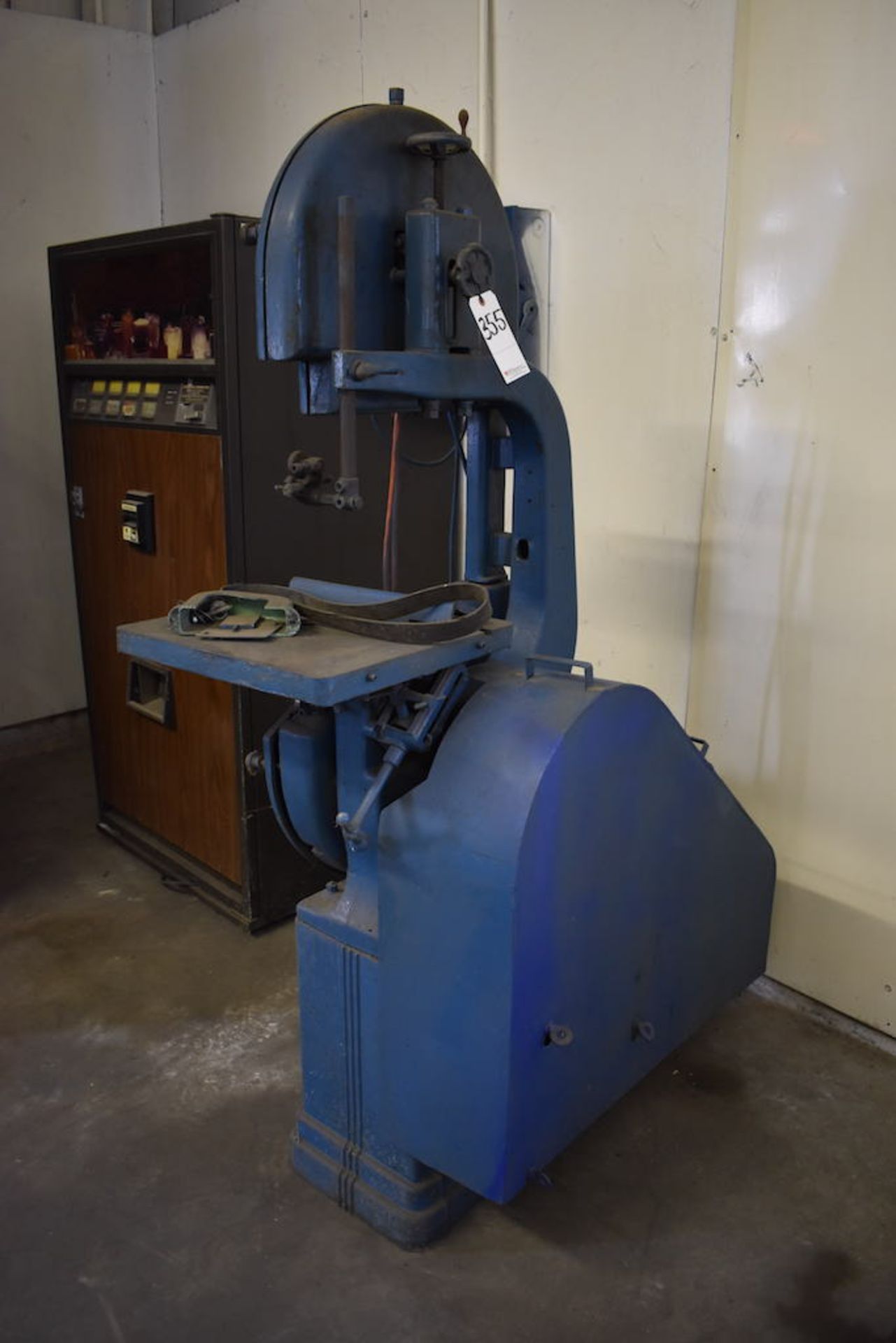 WALKER-TURNER 16-1/2" VERTICAL BAND SAW - Image 2 of 2