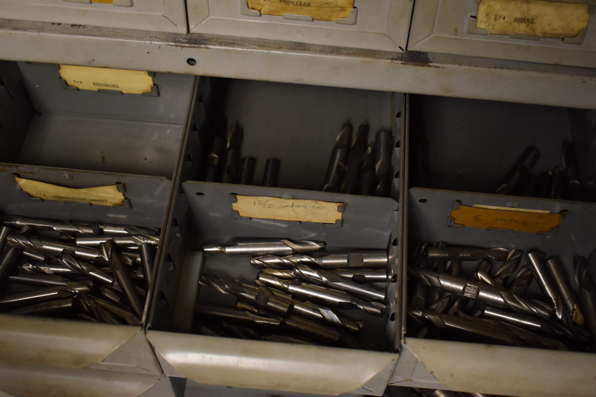 LOT: ASSORTED MILLING CUTTERS, INCLUDING: Double End Mills, Single End Milling Cutters, Keyway - Image 5 of 6