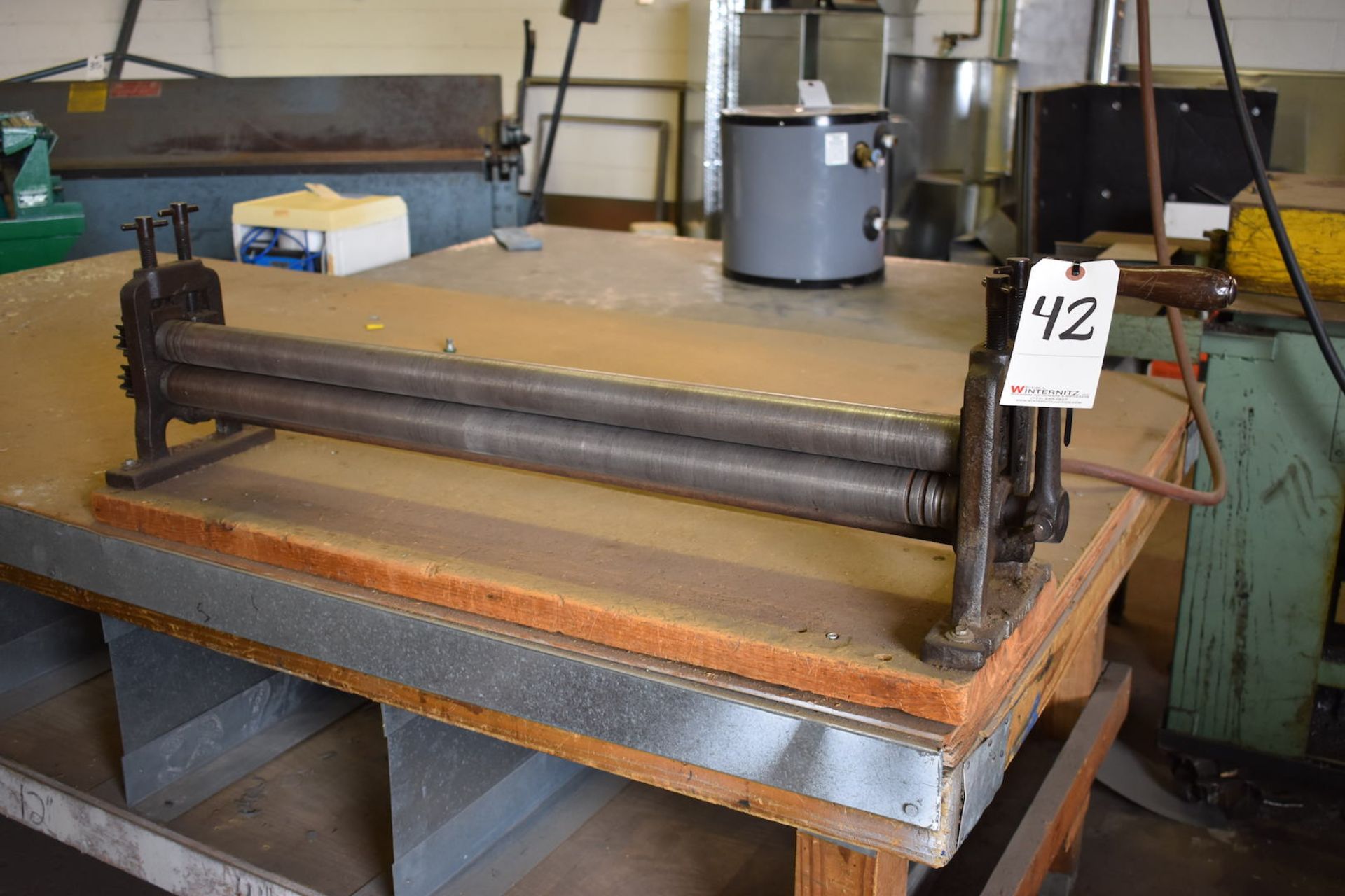 Niagara 36" Bench Top Roll