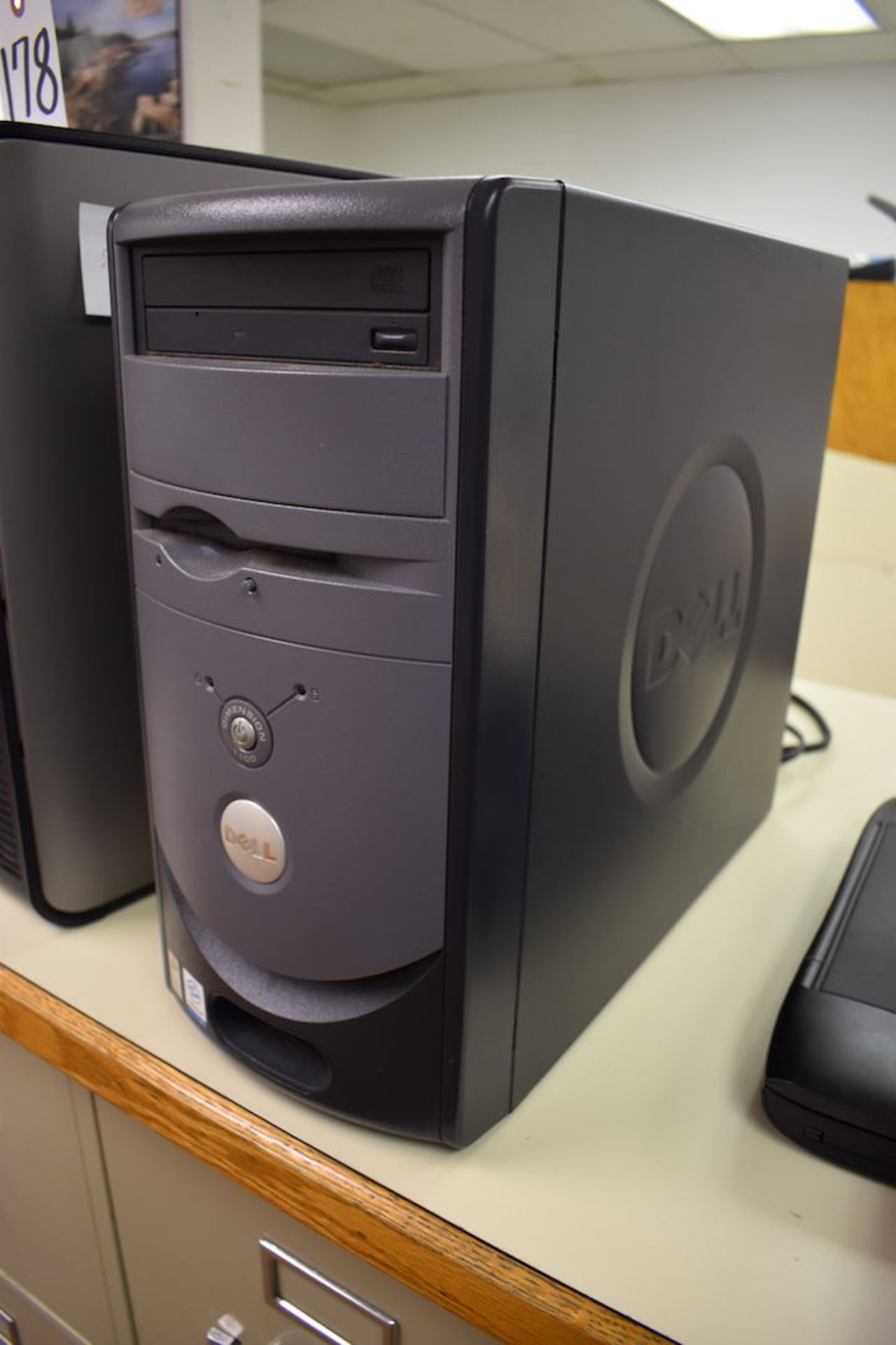 Lot: Dell Optiplex 330 Computer; Dell Dimension 1100 Computer; Canon Canoscan LIDE 25 Flatbed - Image 2 of 5