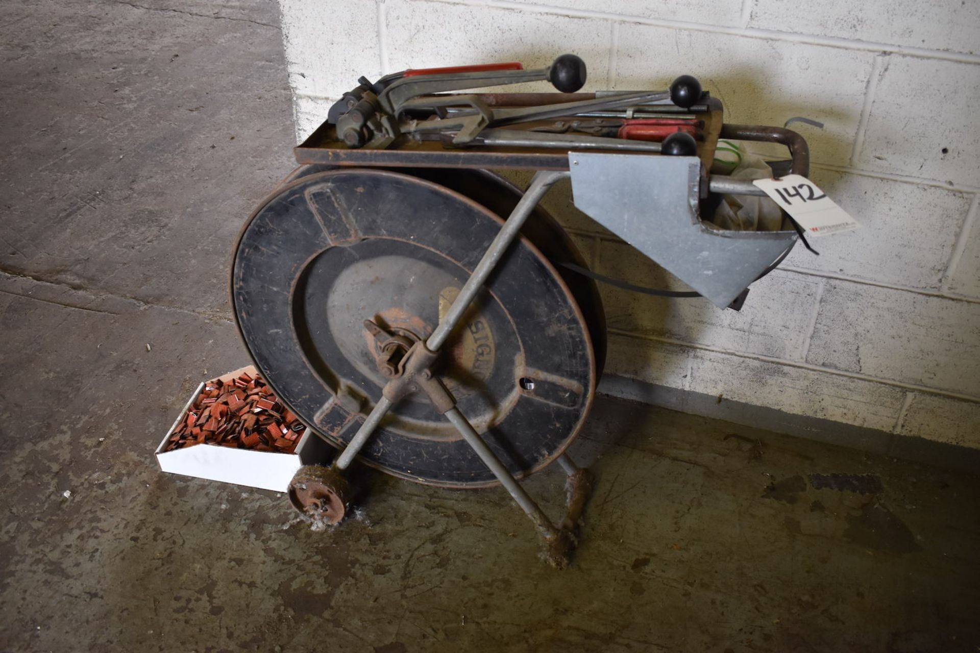 Metal Strapping Cart with Tools