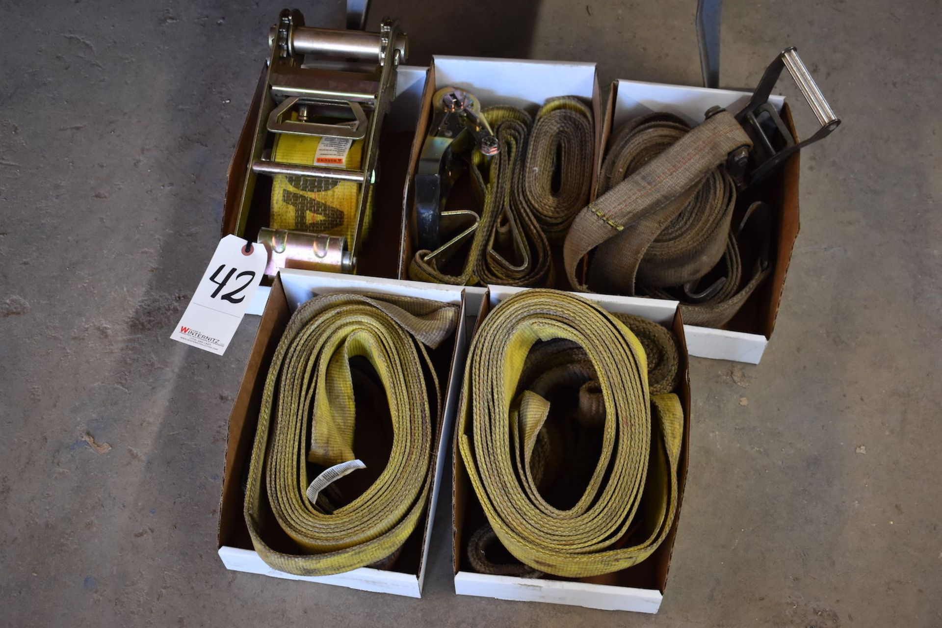 LOT: Assorted Rigging Straps