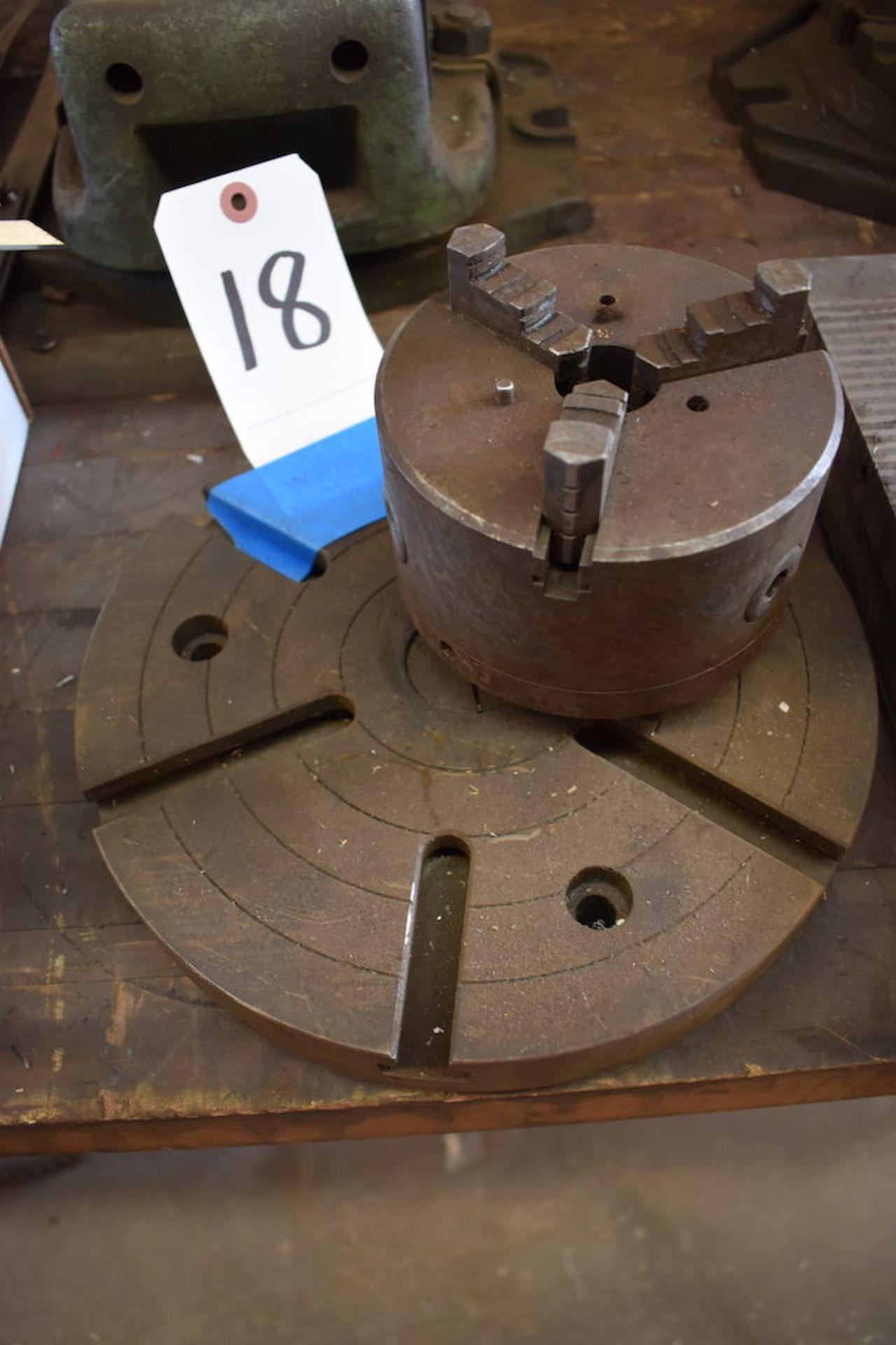 LOT: 5 in. 3-Jaw Chuck & 10 in. Face Plate