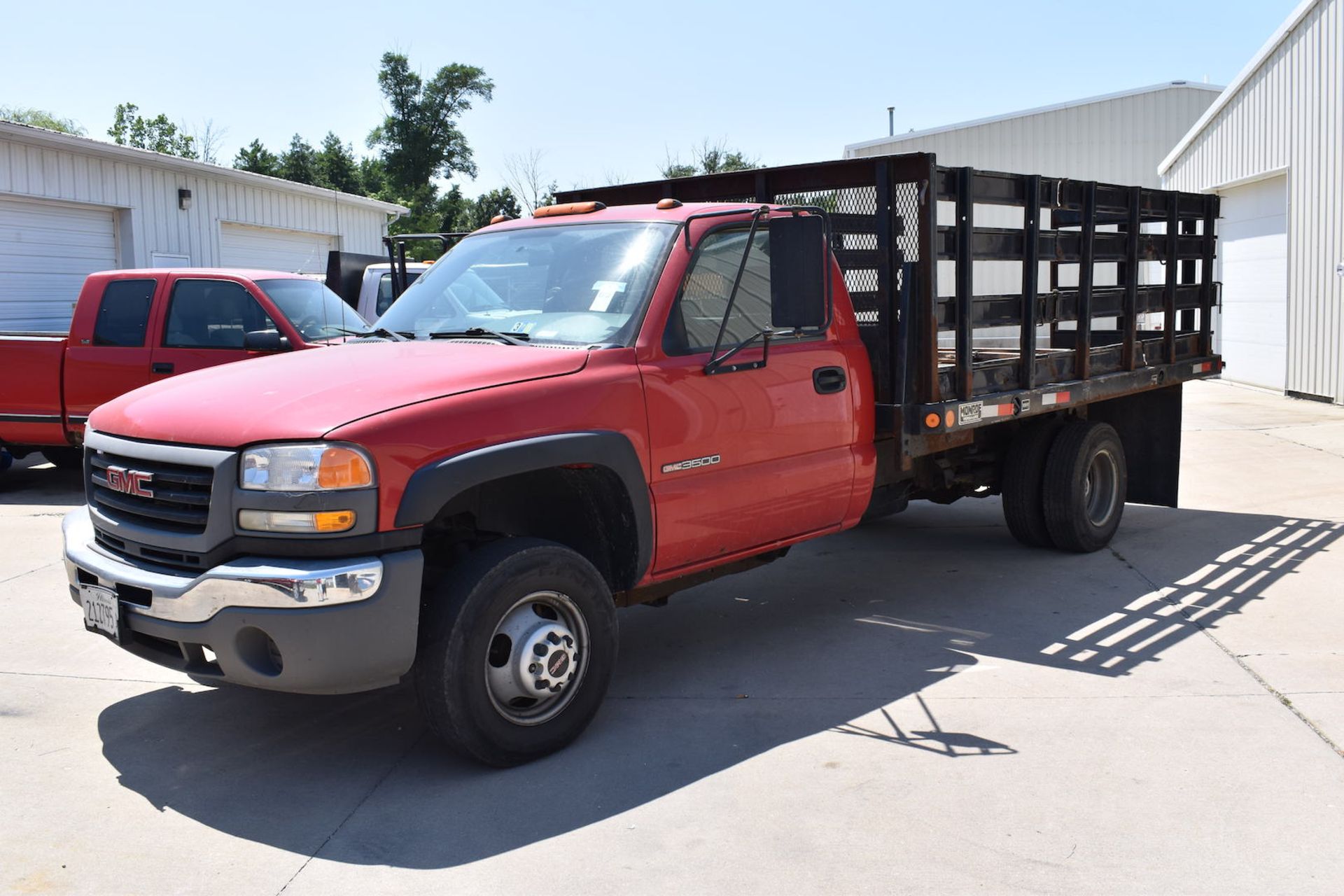 2005 GMC 3500 Single-Axle Stake Bed Truck, VIN 1GDJC34UX5E344645, 12 ft. (approx.) Bed, Vortec 6.