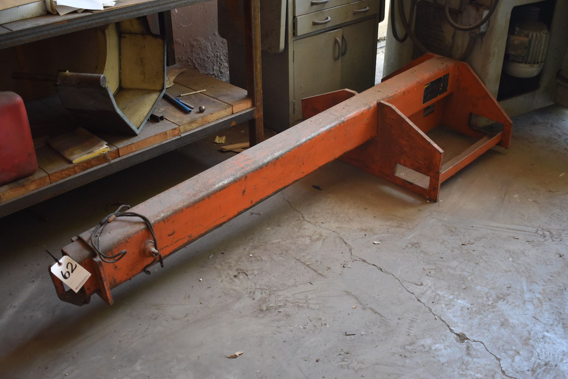 Allis Chalmers Model ACF-30 Adjustable Forklift Boom Attachment