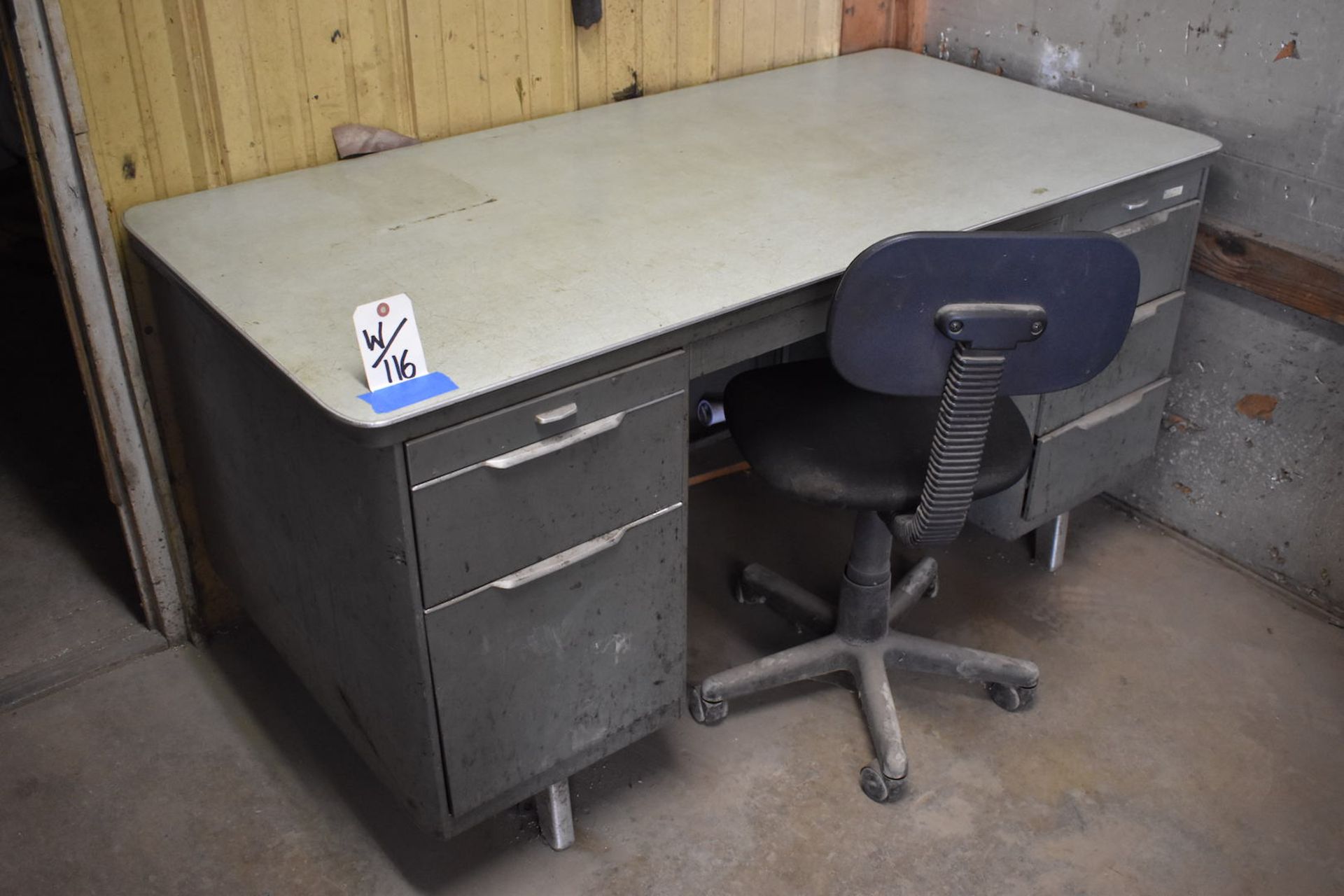 LOT: (2) Desks