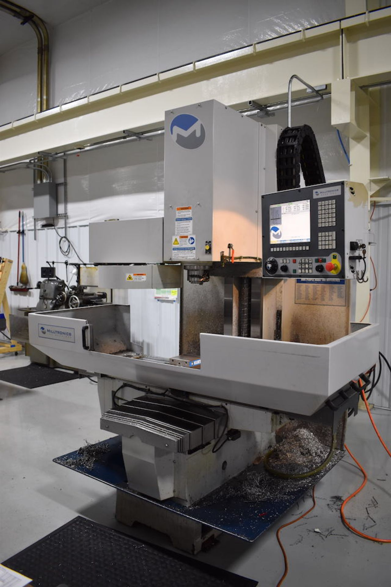 MILLTRONICS MODEL RH20 SERIES M CNC VERTICAL MACHINING CENTER: S/N 11775 (2008); MILLTRONICS MODEL