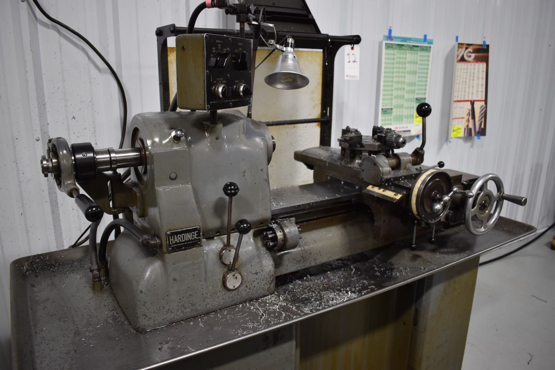 HARDINGE MODEL HC CHUCKER: S/N HC381A; 125-3000 RPM; VARIABLE CARRIAGE FEED; 8-POSITION TURRET; - Image 4 of 9