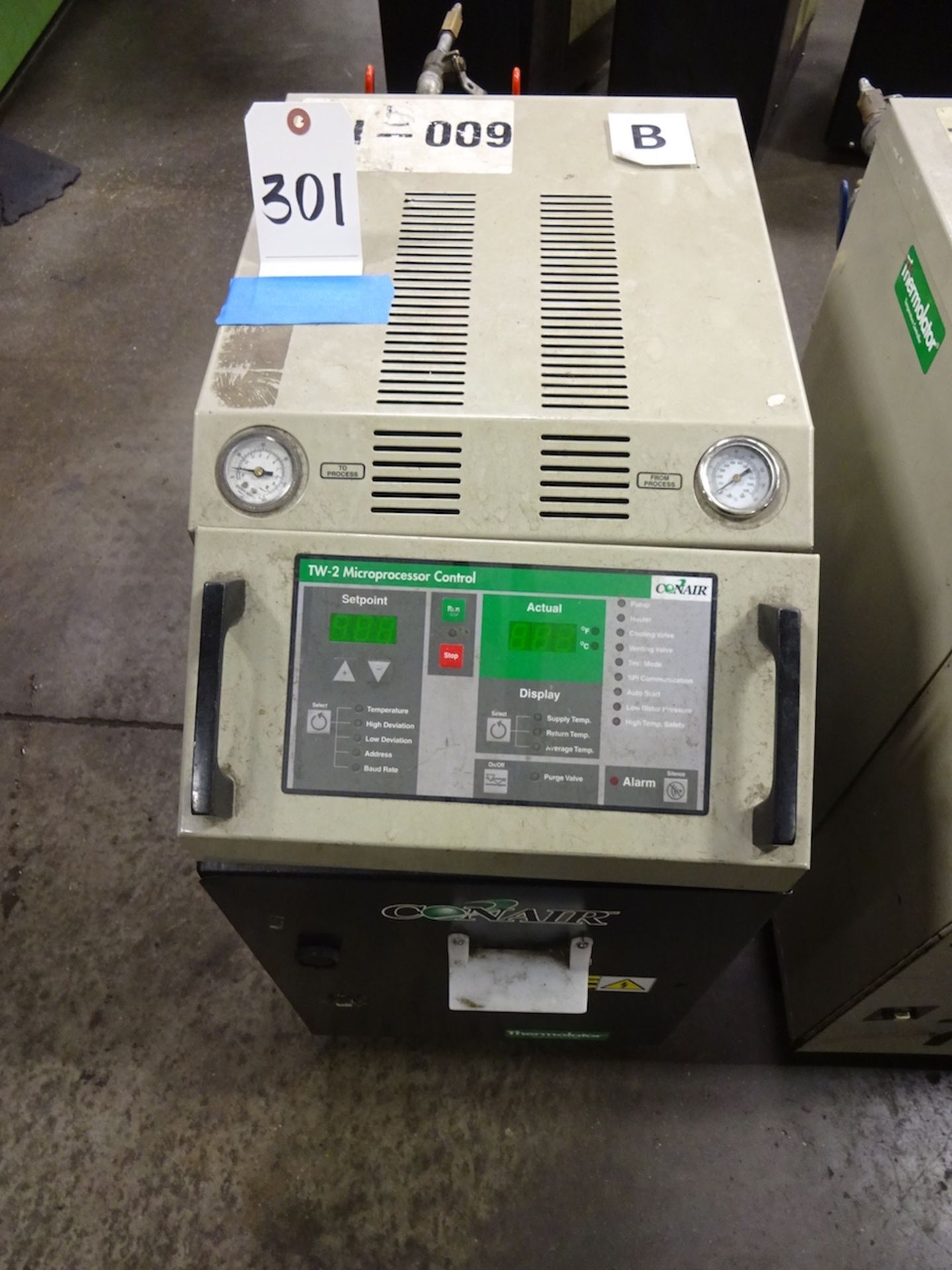 Conair Model TW-2 Thermolator Temperature Controller, S/N 120563, with TW-2 Microprocessor Control