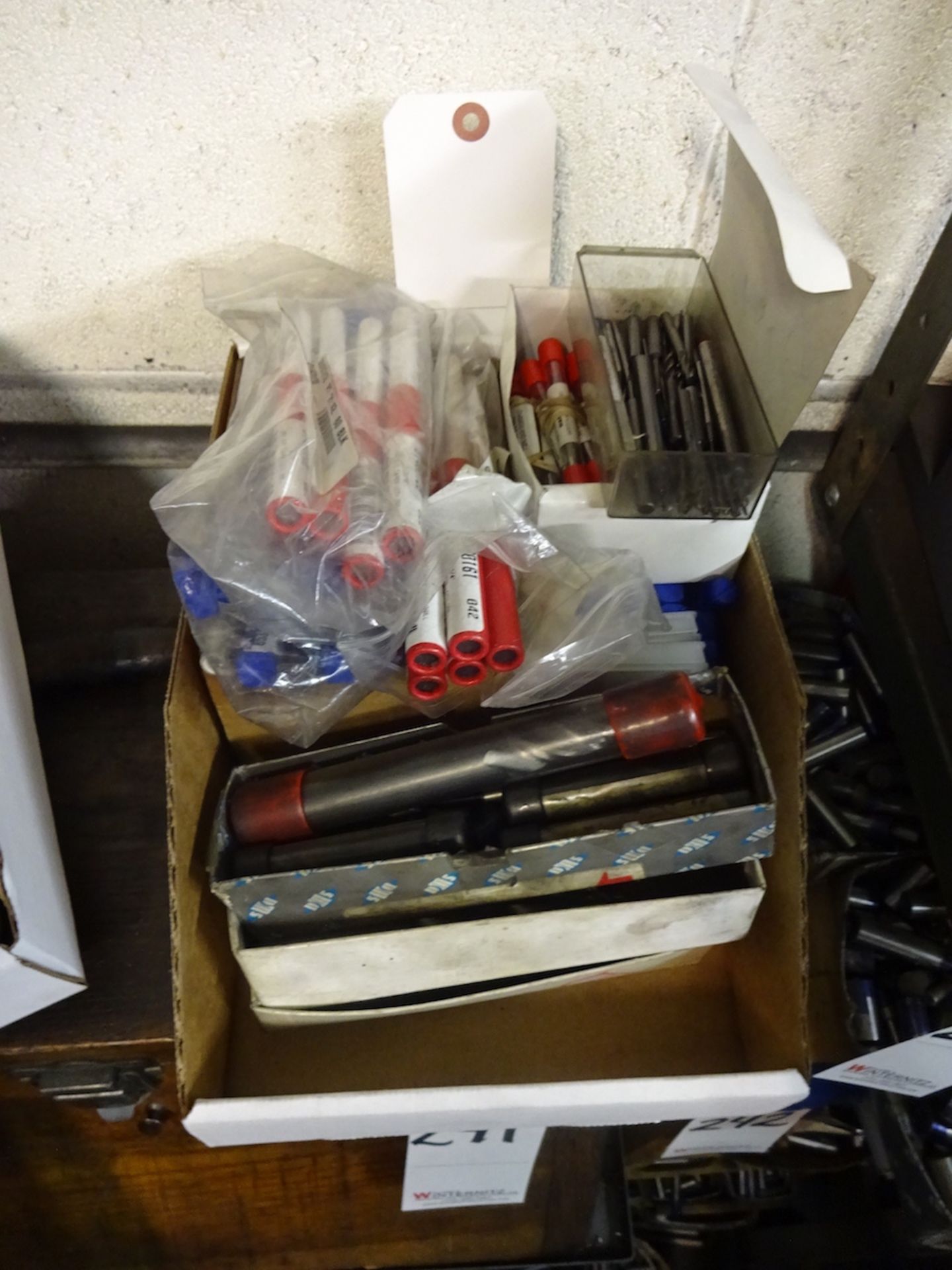 LOT: Assorted Carbide Cutting Tools, with Tool Box - Image 3 of 8