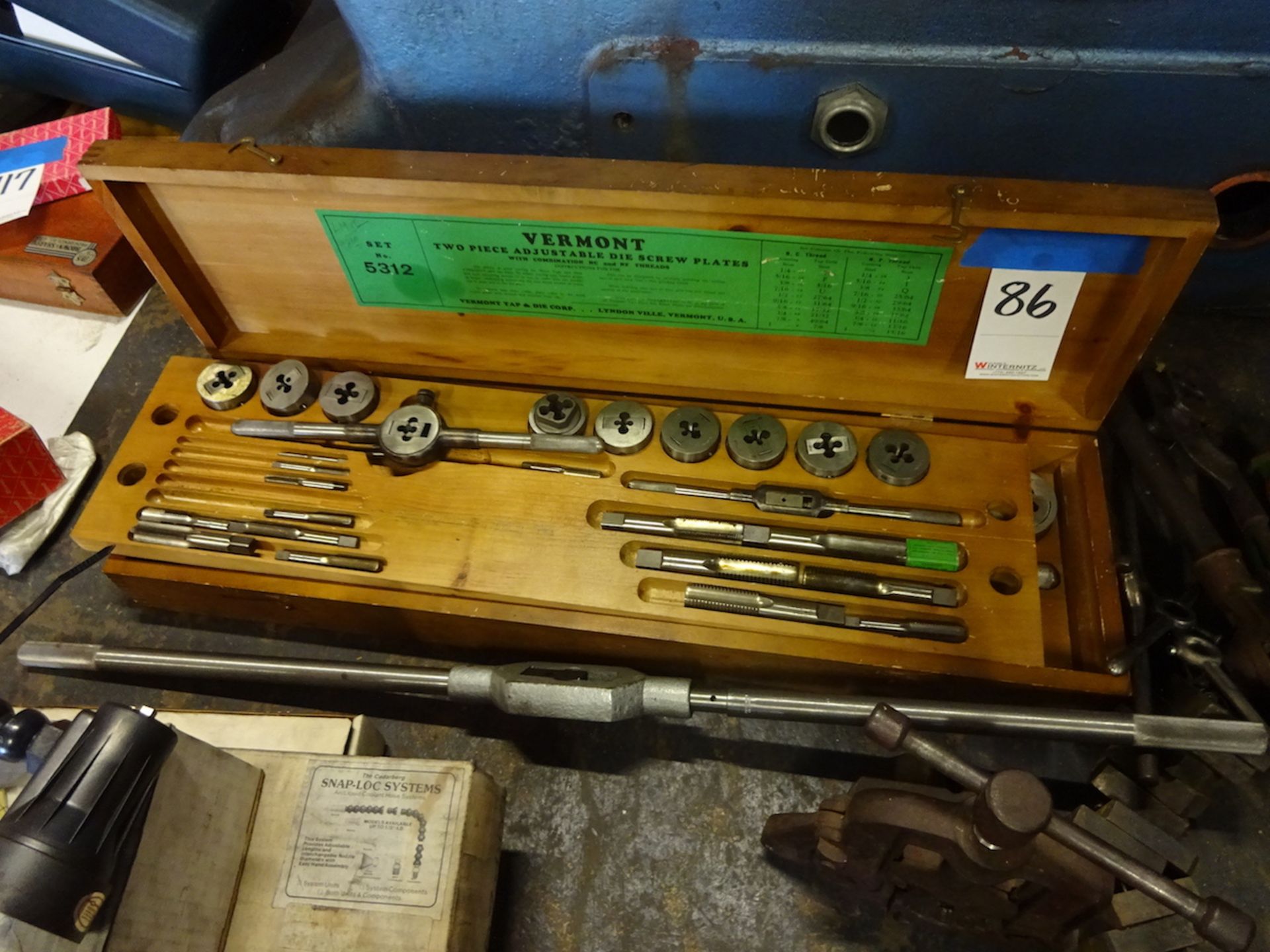 Vermont No. 5312 Tap & Die Set