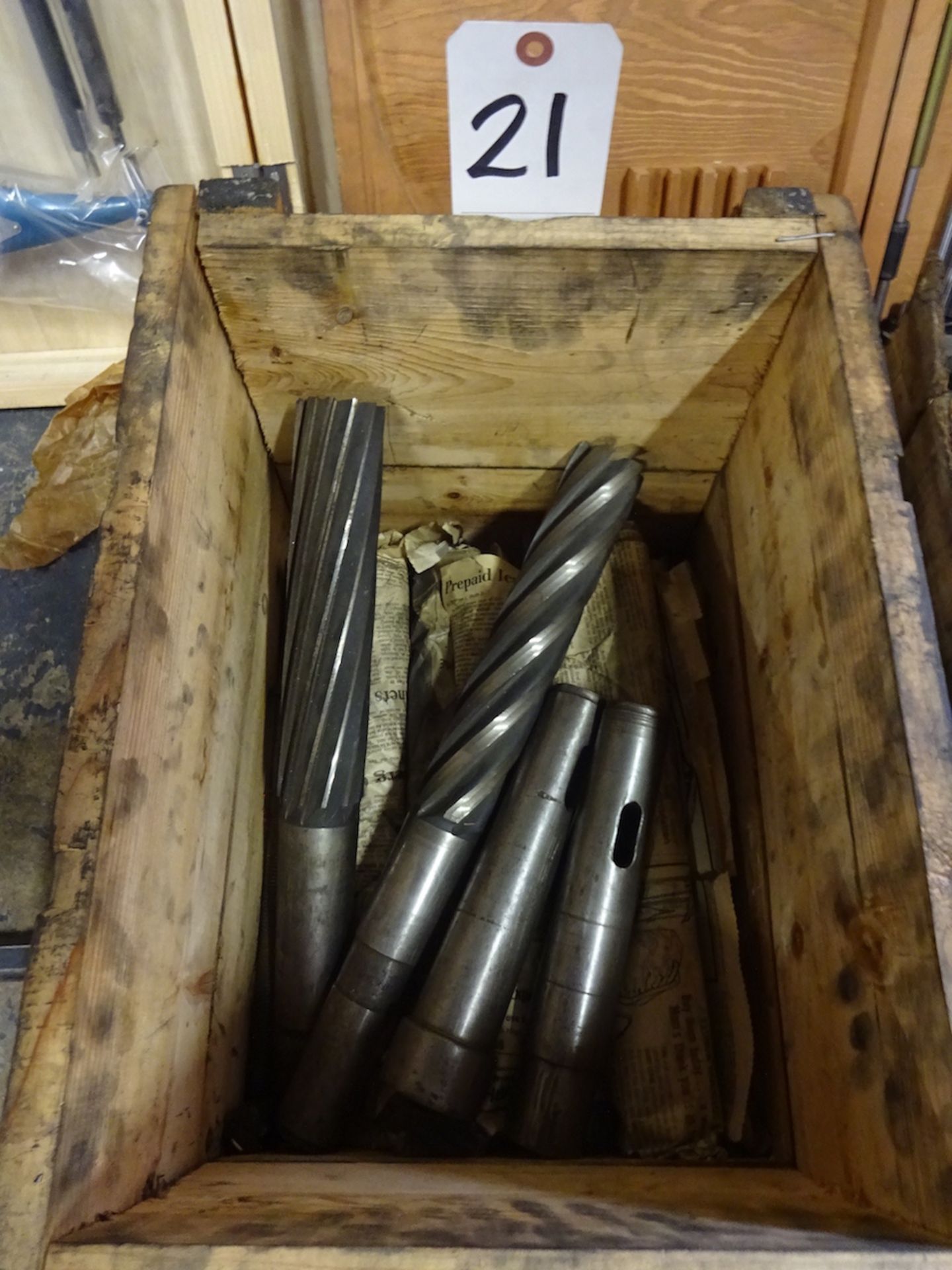 LOT: Assorted Large Milling Cutters & Sleeves