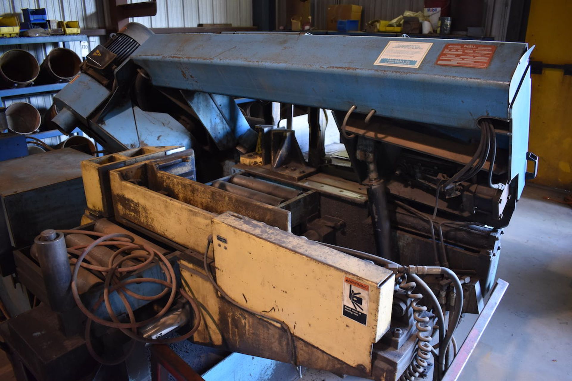 DoAll Model C410A Horizontal Band Saw, Hydraulic Feed (no monitor, needs repair) - Image 4 of 4