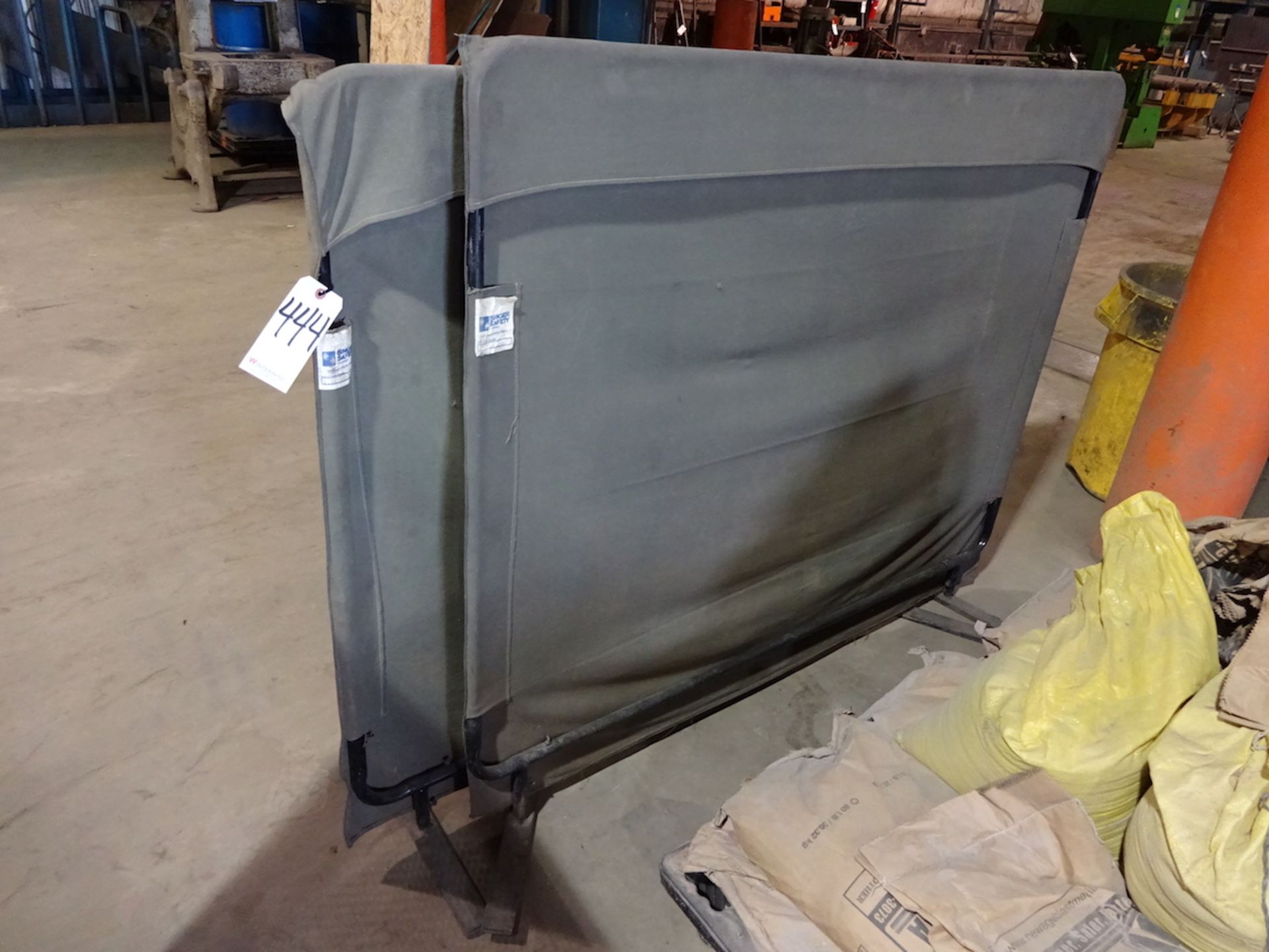 LOT: Welding Screens