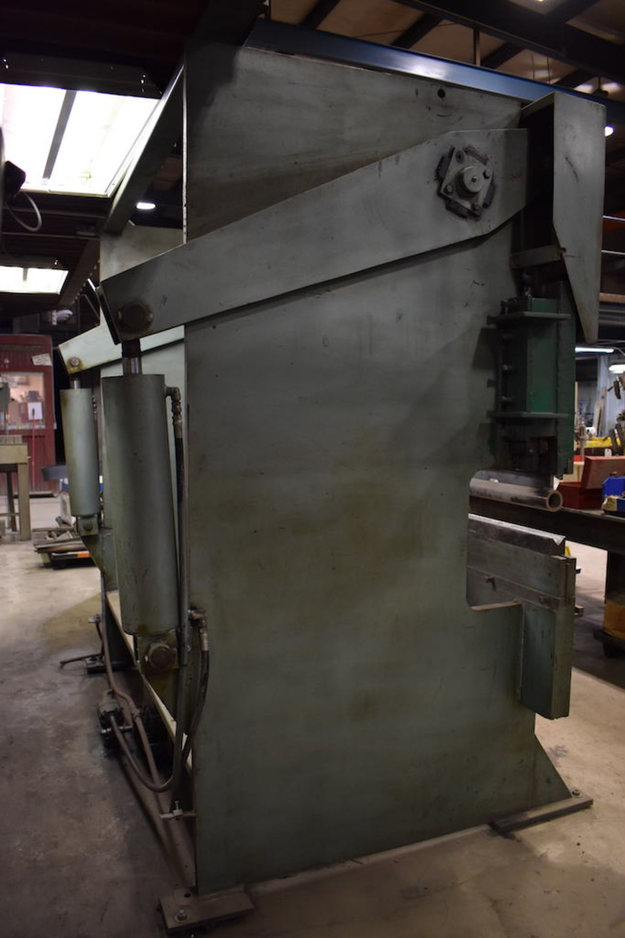 Betenbender 120 Ton x 8 ft. Hydraulic Press Brake, S/N 1479 - Image 4 of 5