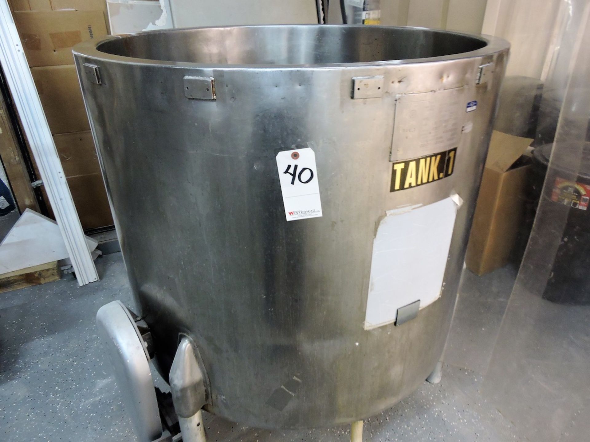 NATIONAL STAINLESS STEEL TANK 200 GALLONS